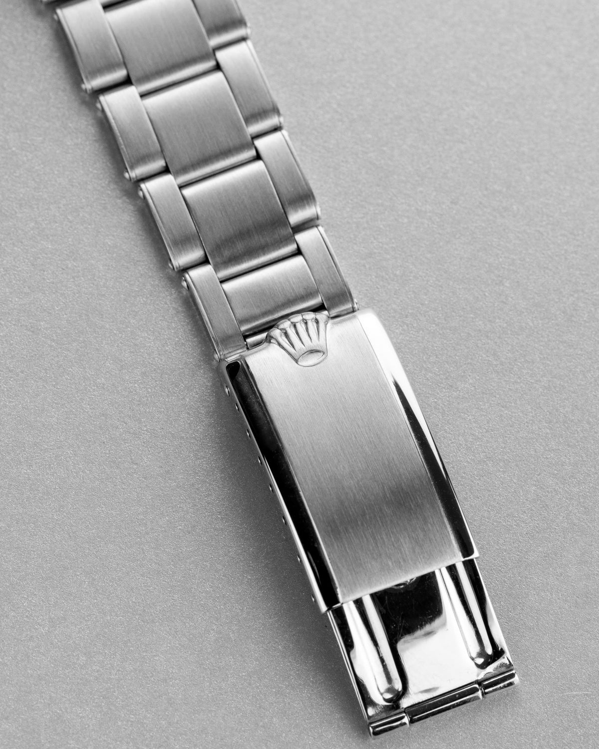 QV6C Superbe Tudor Submariner réf. 7928 Gilt « Mark 3 » de 1963 – Pointed Crown Guards - Buckle Outside