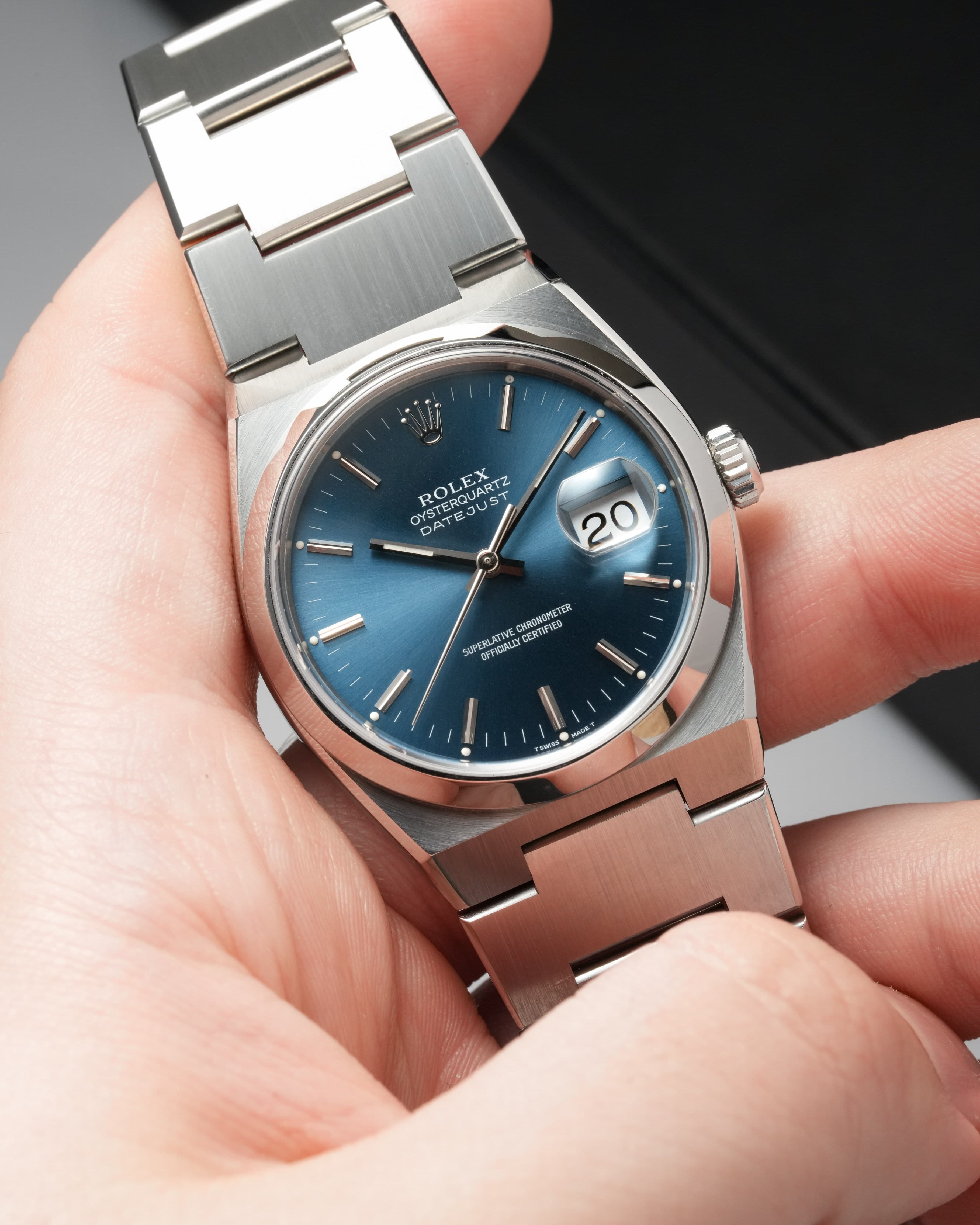 QVEG Superbe Rolex Datejust Oysterquartz réf. 17000 de 1990 – Cadran bleu - Lifestyle