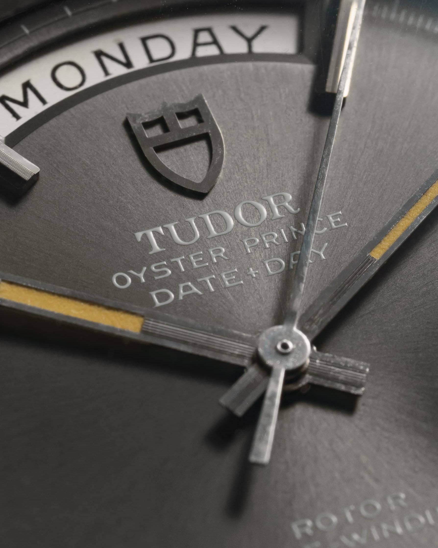 R99U Tudor Date-Day ref. 7017/0 in acciaio del 1969 – Quadrante Taupe - Quadrante