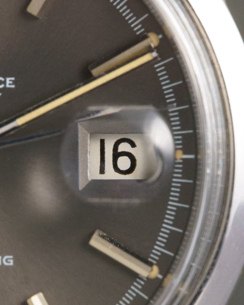 R99U Tudor Date-Day ref. 7017/0 in acciaio del 1969 – Quadrante Taupe - Dettaglio