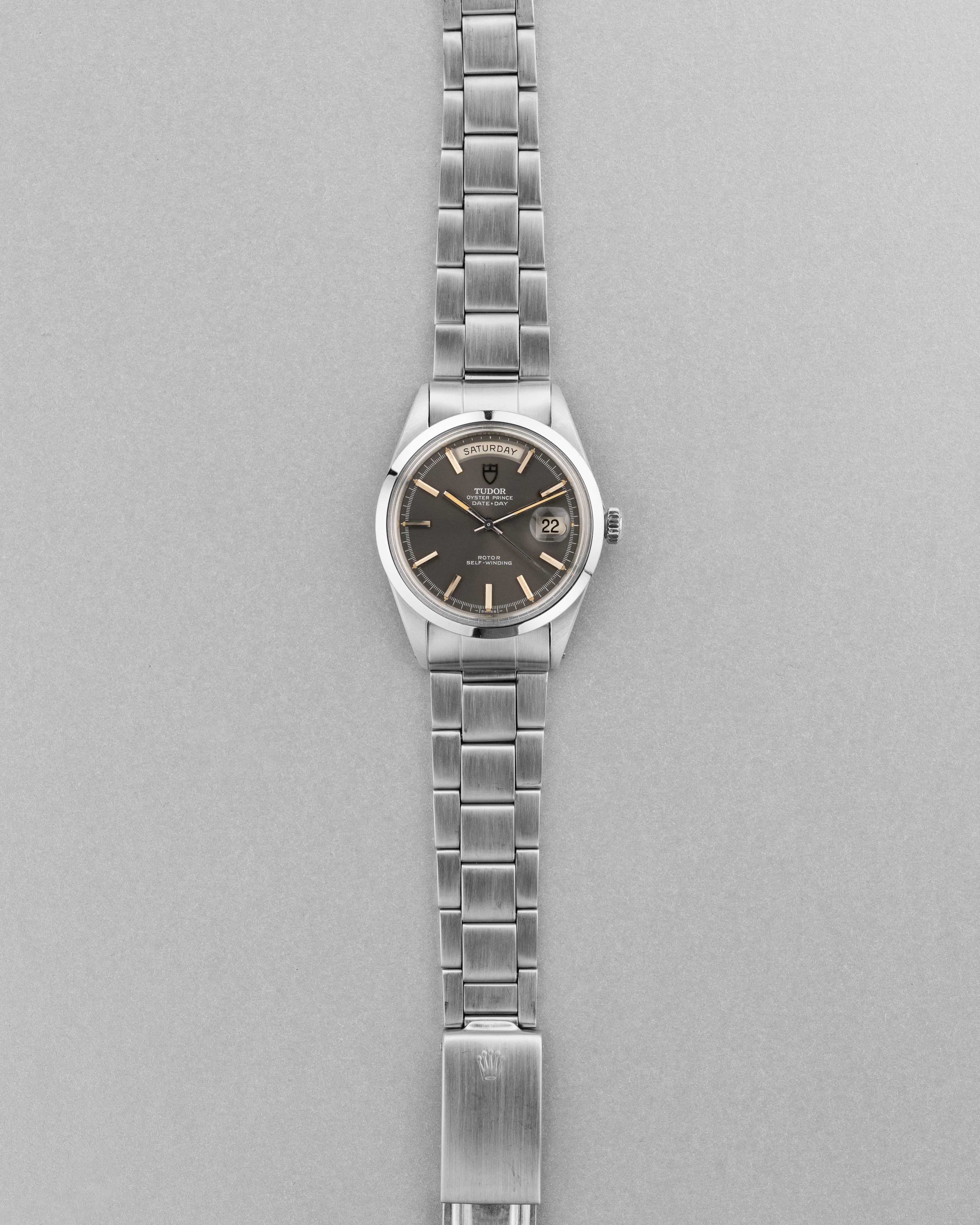 R99U Tudor Date-Day ref. 7017/0 in acciaio del 1969 – Quadrante Taupe - Panoramica