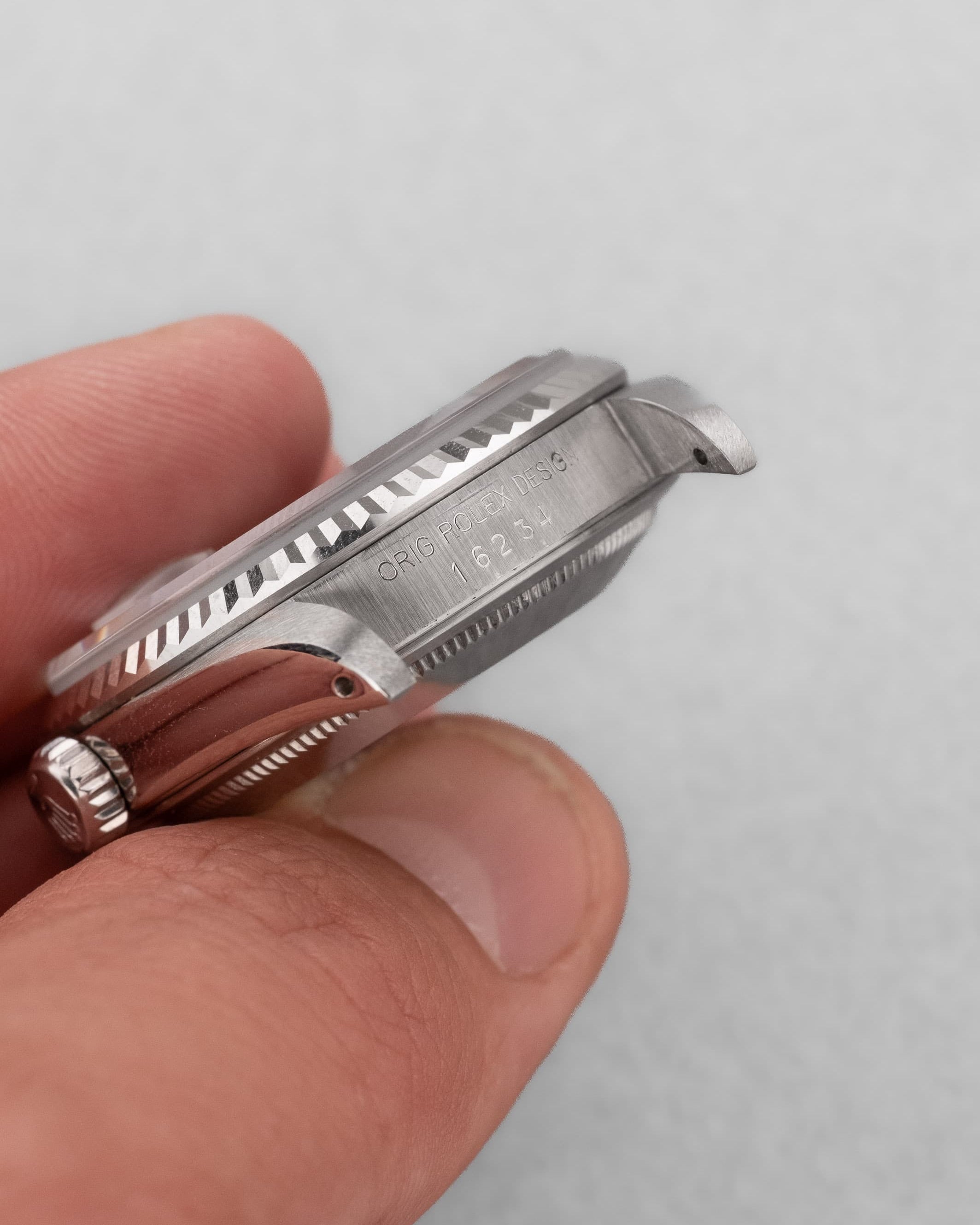 R9LP Rolex Datejust réf. 16234 de 1989 – Cadran Bleu - Lugs - Reference