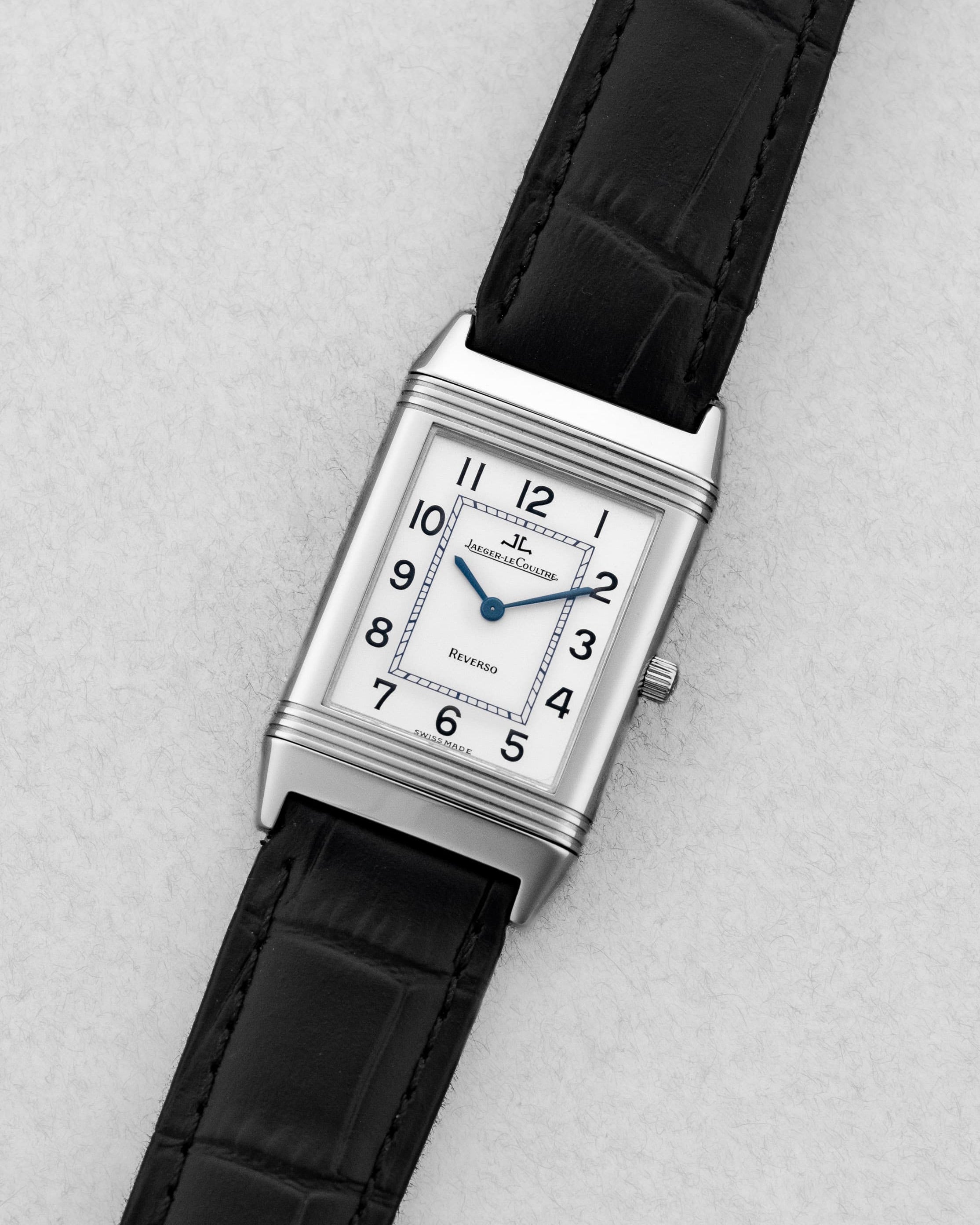 RPNC Jaeger-LeCoultre Reverso « Classique Medium » Quartz en acier, réf. 250.8.08 - Three Quarters