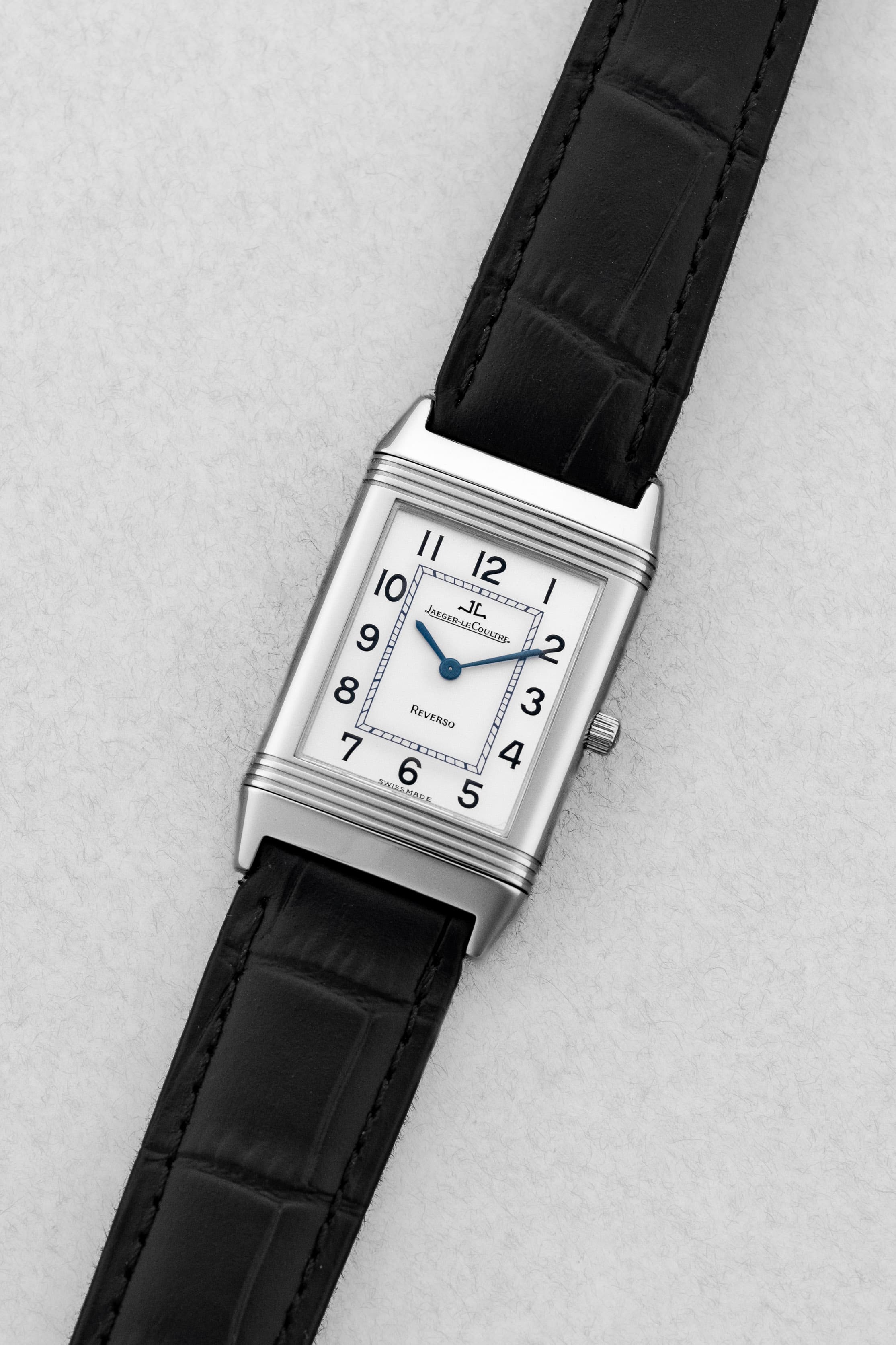 RPNC Jaeger-LeCoultre Reverso « Classique Medium » Quartz en acier, réf. 250.8.08 - Three Quarters