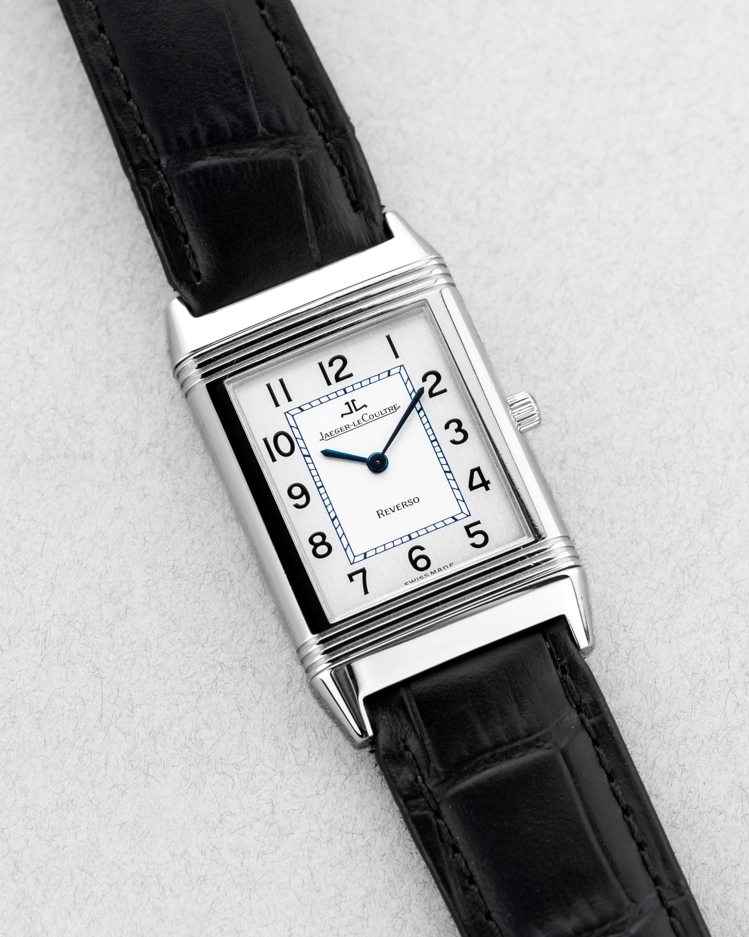RPNC Jaeger-LeCoultre Reverso « Classique Medium » Quartz en acier, réf. 250.8.08 - Three Quarters