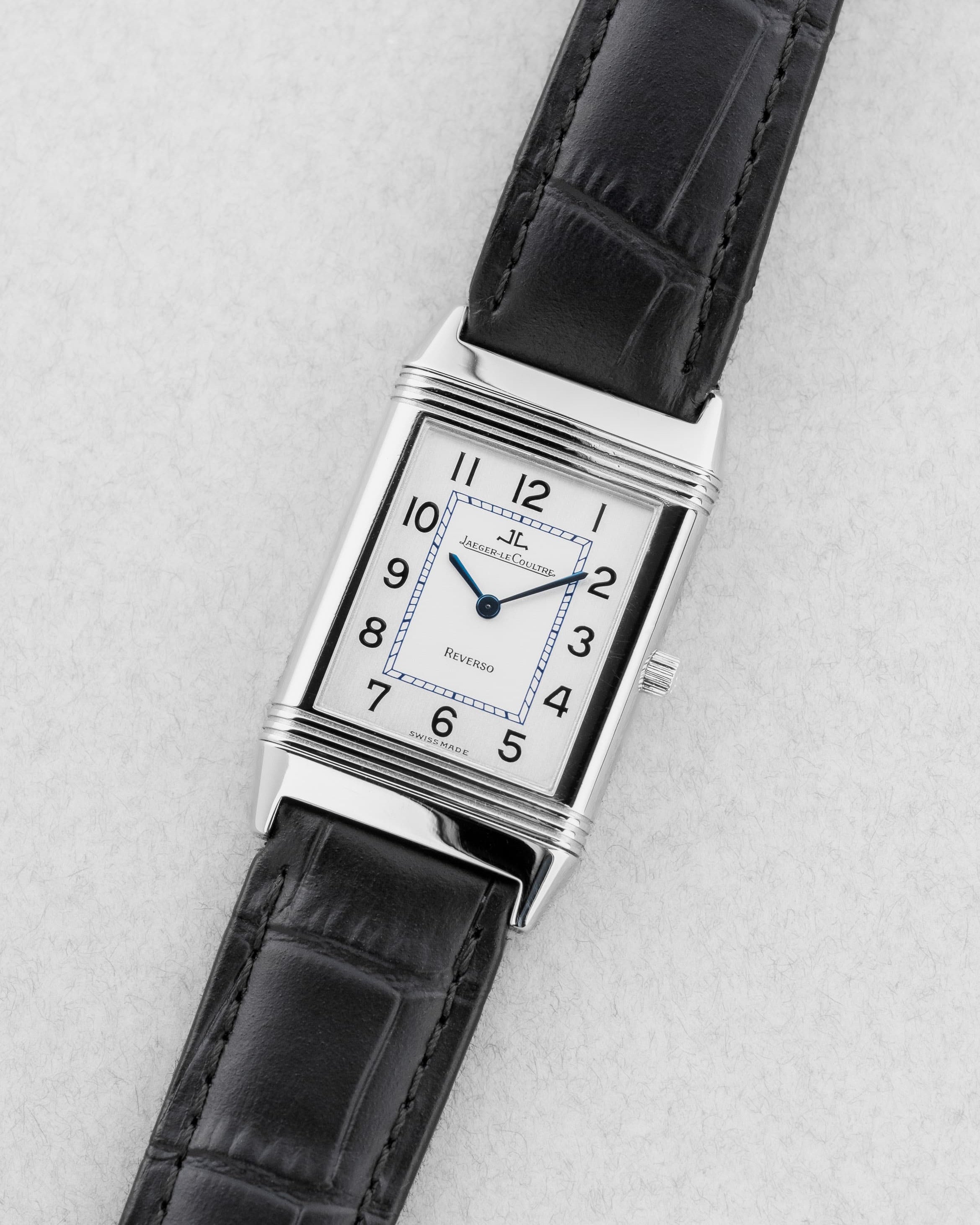 RPNC Jaeger-LeCoultre Reverso « Classique Medium » Quartz en acier, réf. 250.8.08 - Three Quarters