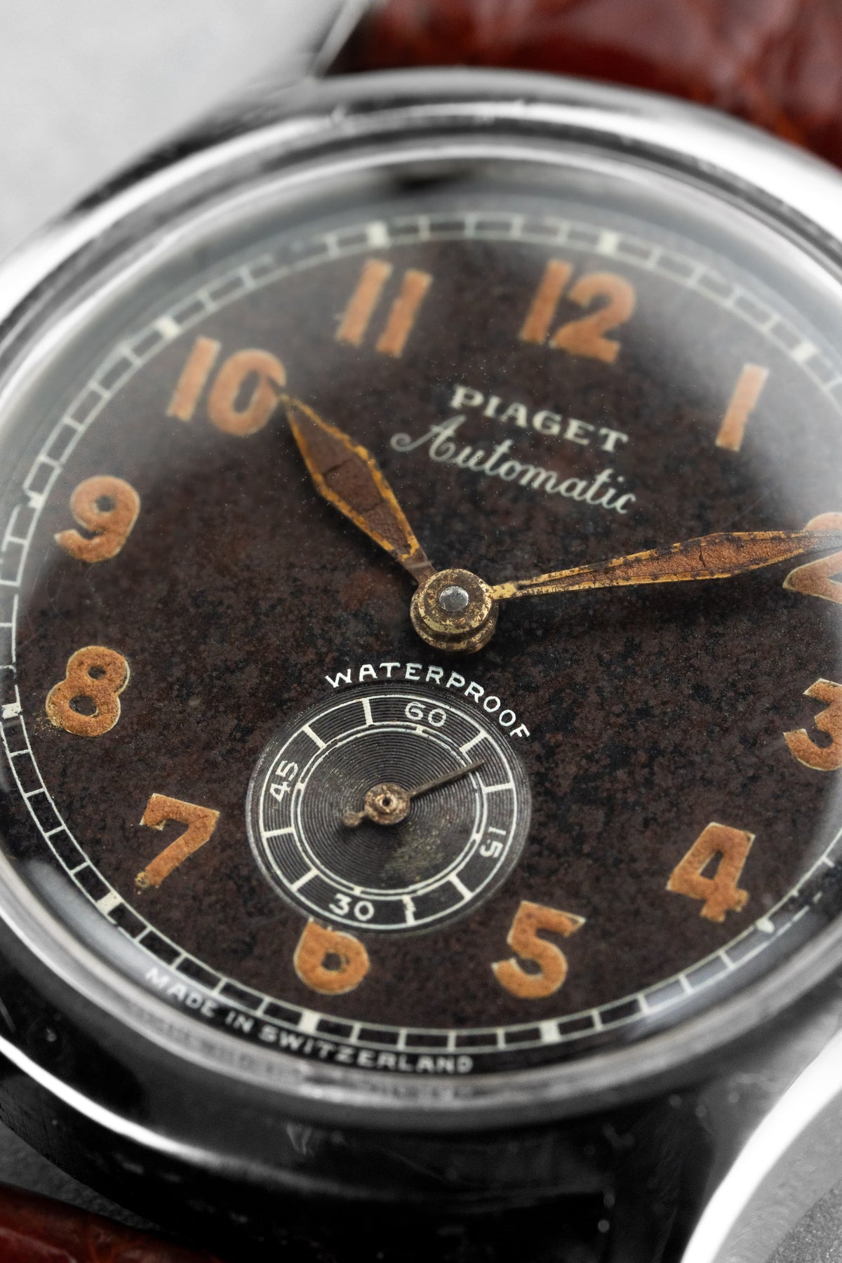 SJNV 極為罕見且令人驚奇的 Piaget「Militaire」自動上鍊不鏽鋼腕錶,circa 1945 - 錶盤