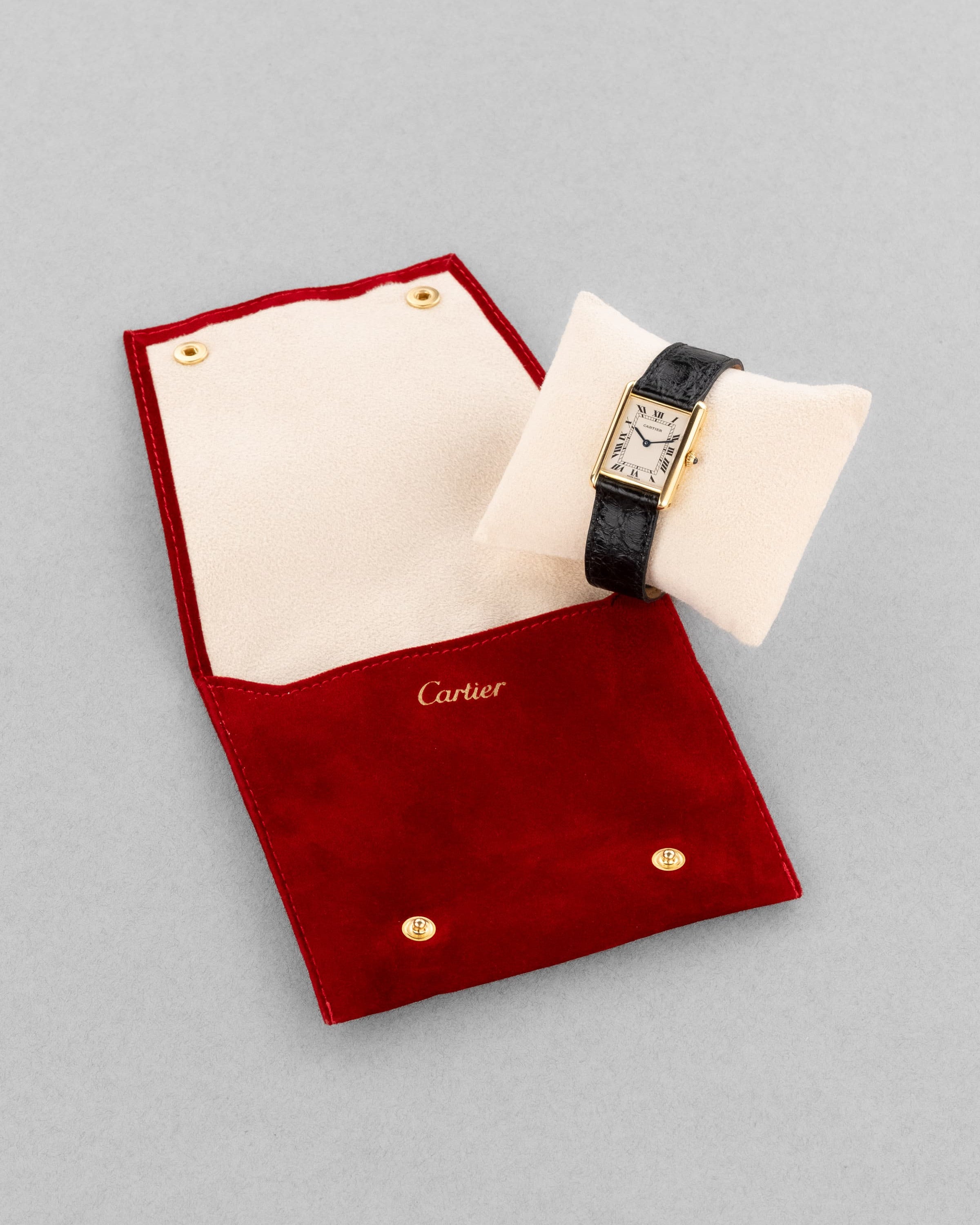 SMXY Cartier Tank Louis réf. M2000 en or jaune, circa 1990 – Parfait état et Boucle déployante en or - Box