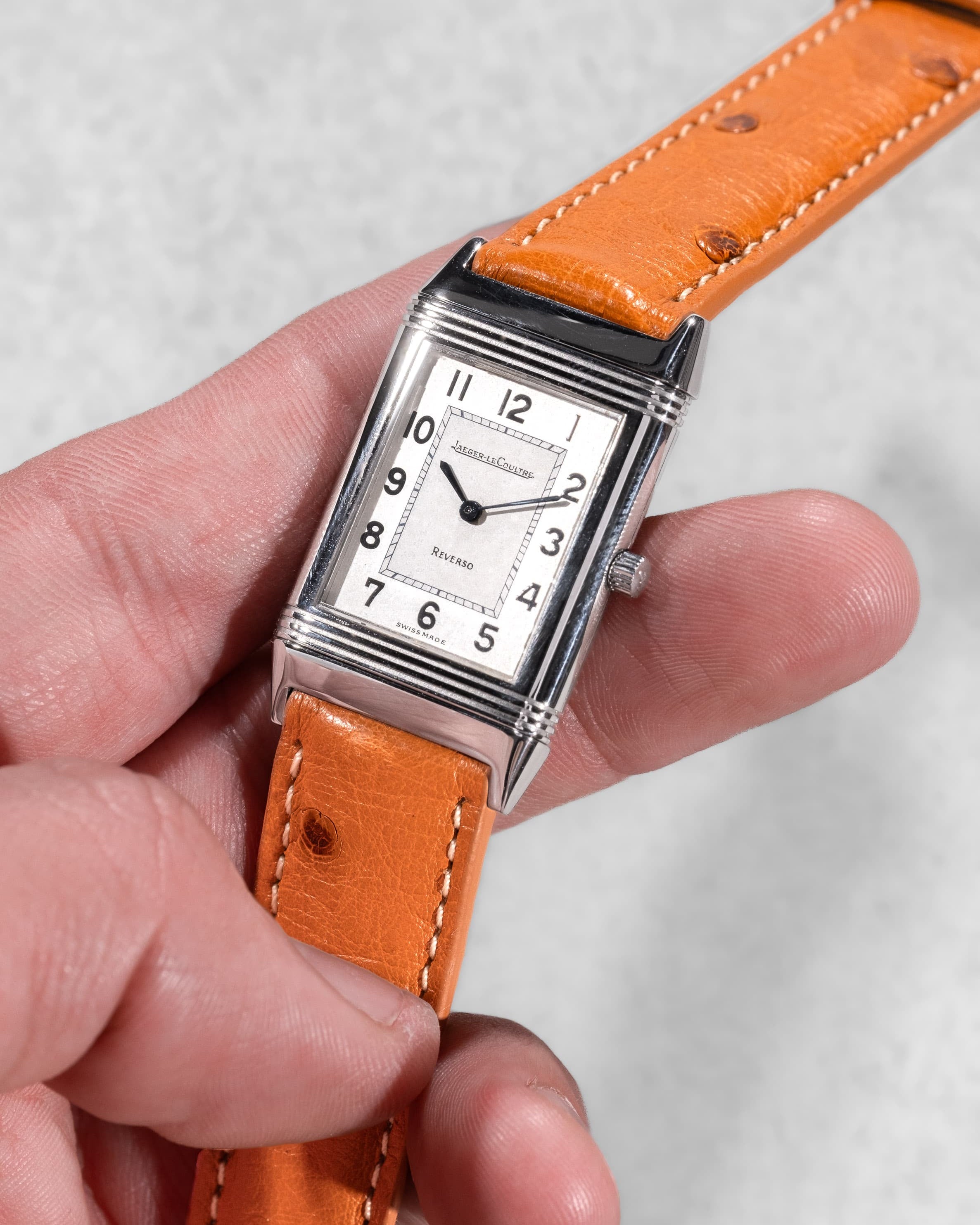 SNY8 Jaeger-LeCoultre Reverso « Classique Medium » mécanique en acier, réf. 250.8.86, circa 1990 - Lifestyle