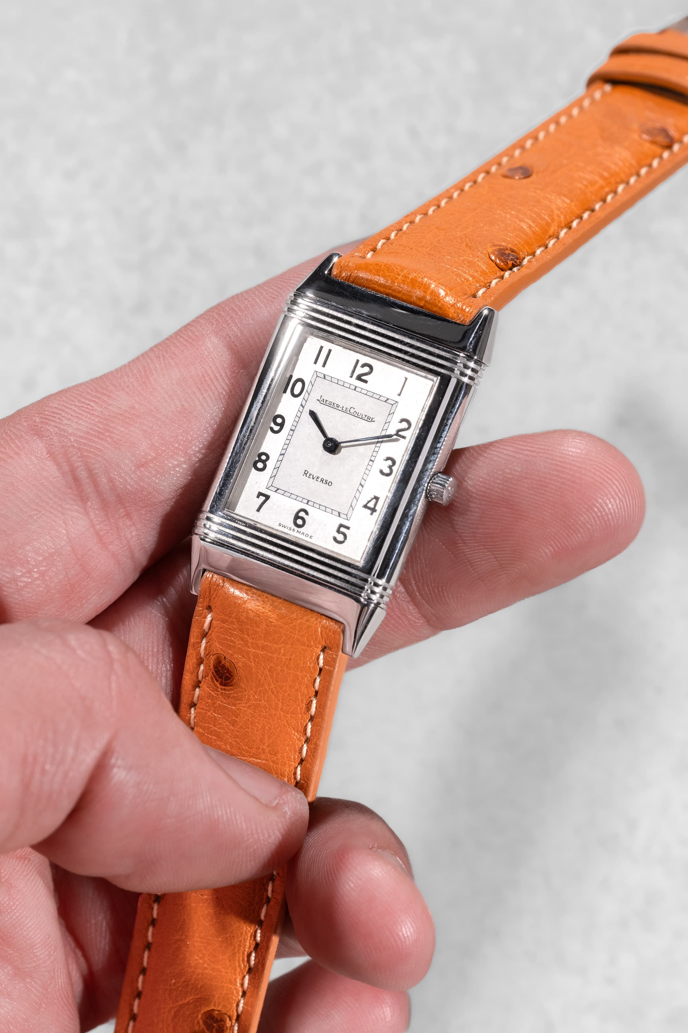 SNY8 Jaeger-LeCoultre Reverso « Classique Medium » mécanique en acier, réf. 250.8.86, circa 1990 - Lifestyle