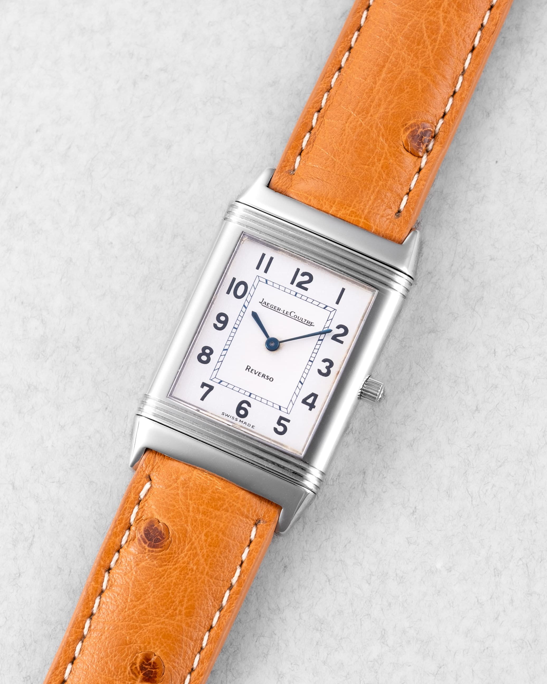 SNY8 Jaeger-LeCoultre Reverso « Classique Medium » mécanique en acier, réf. 250.8.86, circa 1990 - Three Quarters