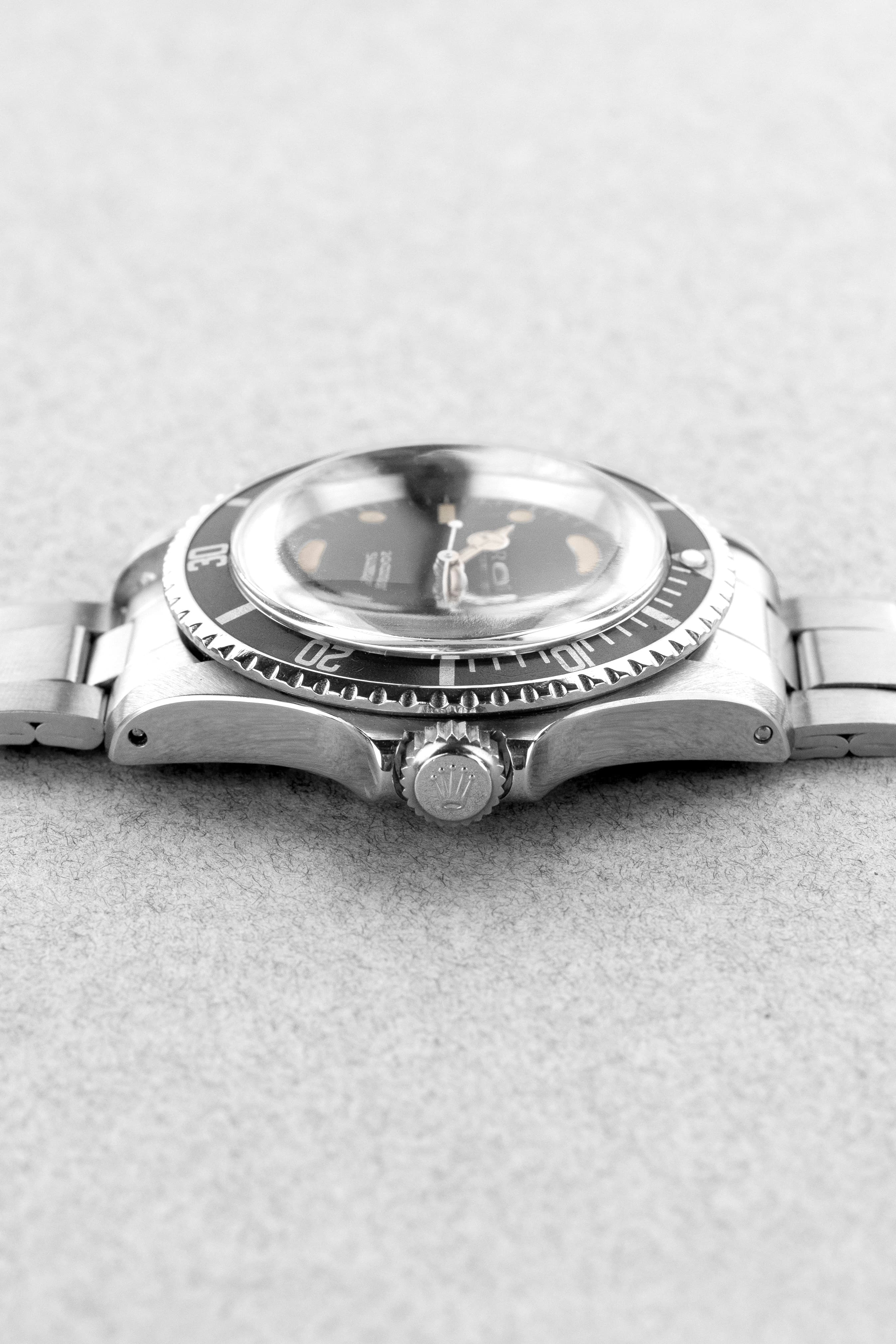 SW34 Rolex Submariner ref. 5513 «Meters First Zinc Sulfide» من عام 1966 - الجانب الأيمن
