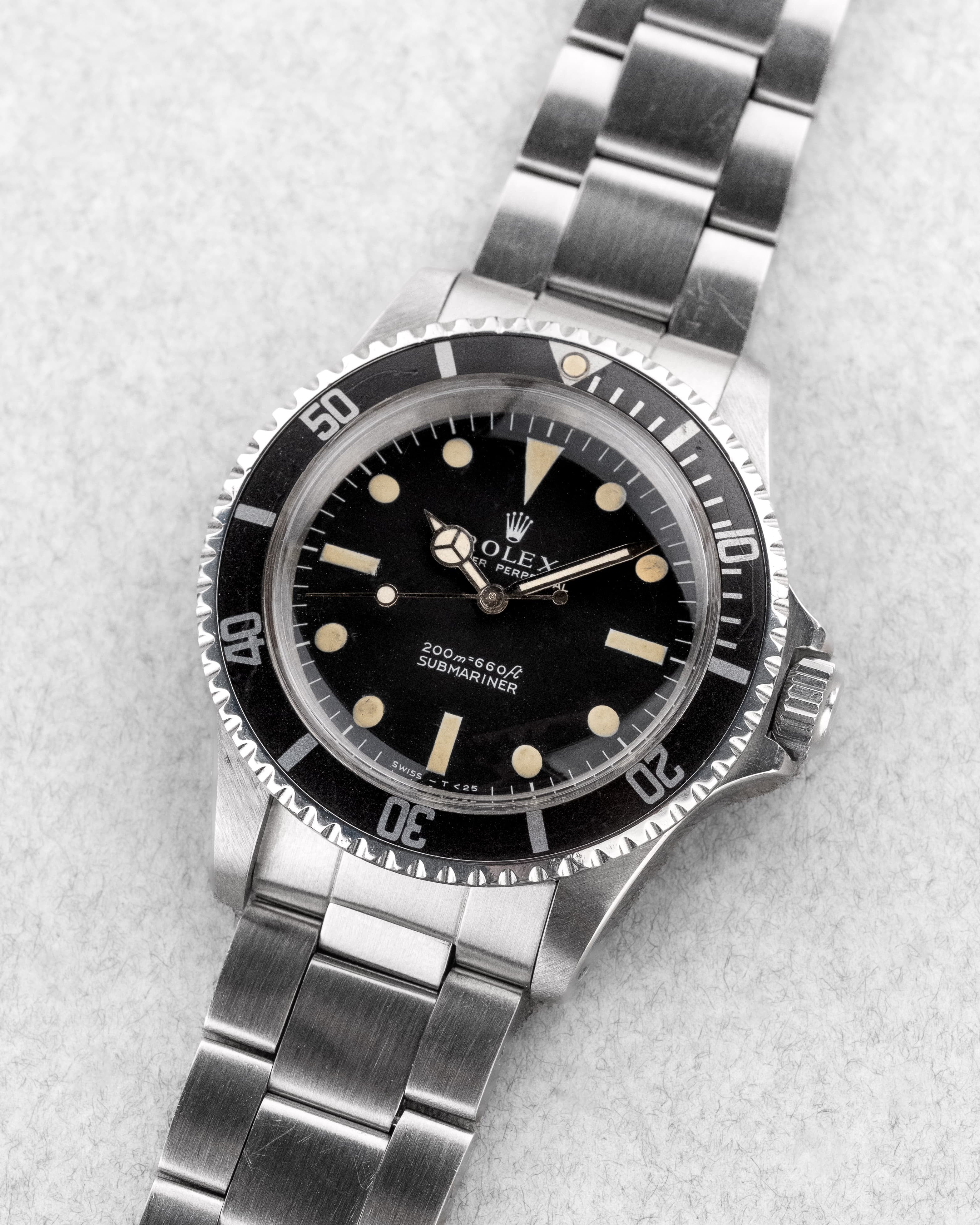 SW34 Rolex Submariner 5513 « Meters First Zinc Sulfide » de 1966 - Three Quarters
