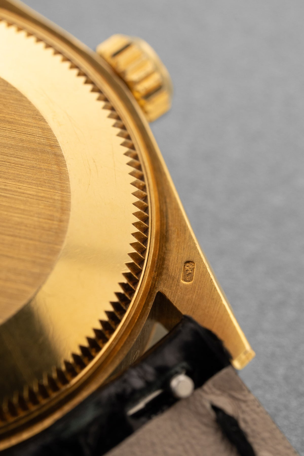 TYPG Rare 1990 Rolex Oyster Perpetual 31 Ref. 67518 in Yellow Gold – Perfect Condition - Hallmark
