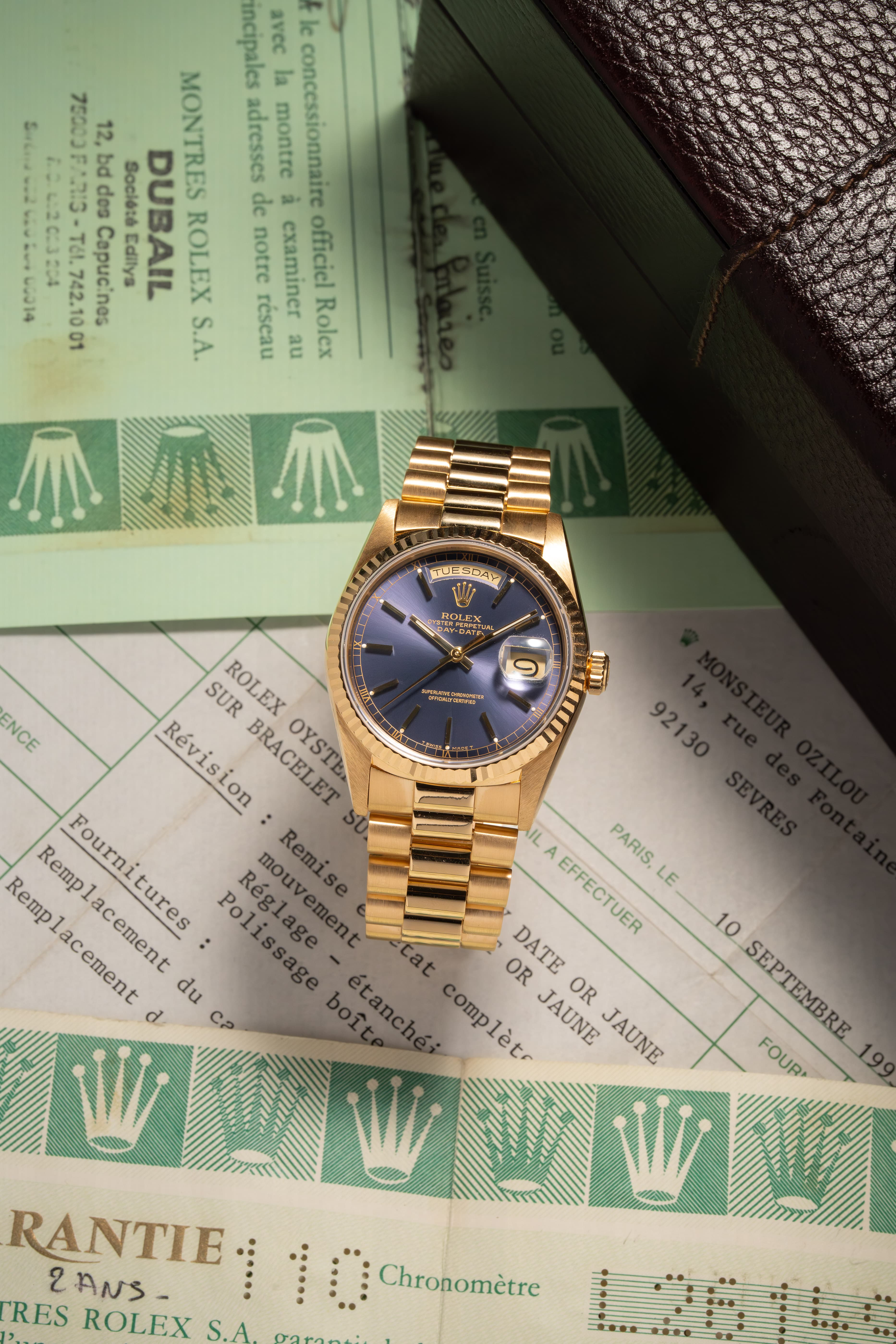 U5YK ساعة Rolex Day-Date رائعة ref. 18238 «ميناء Lavande/بنفسجي» من عام 1989 – Full Set - نظرة شاملة