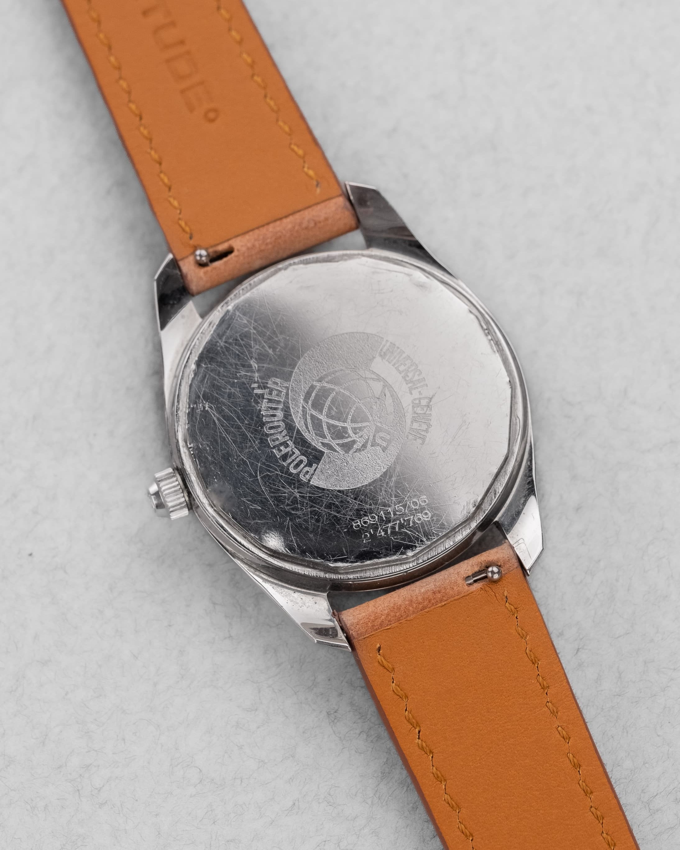 UQWJ Universal Genève Polerouter Date Micro-Rotor réf. 869115/06 de 1966-1967 - Back