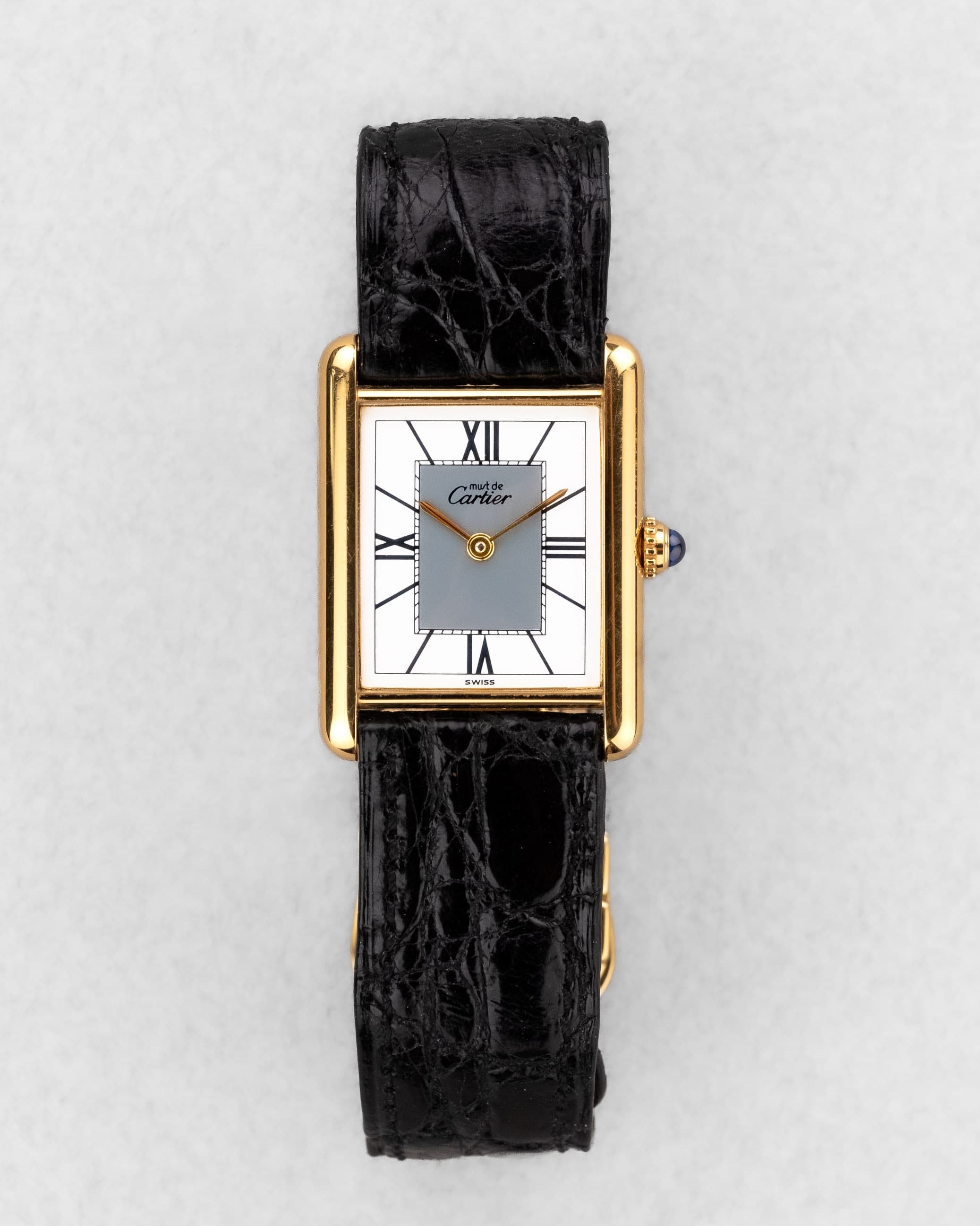 VH1J Cartier Tank Must Quartz GM 5 « Art Déco Grey & White Roman 3-6-9-12 » - Front