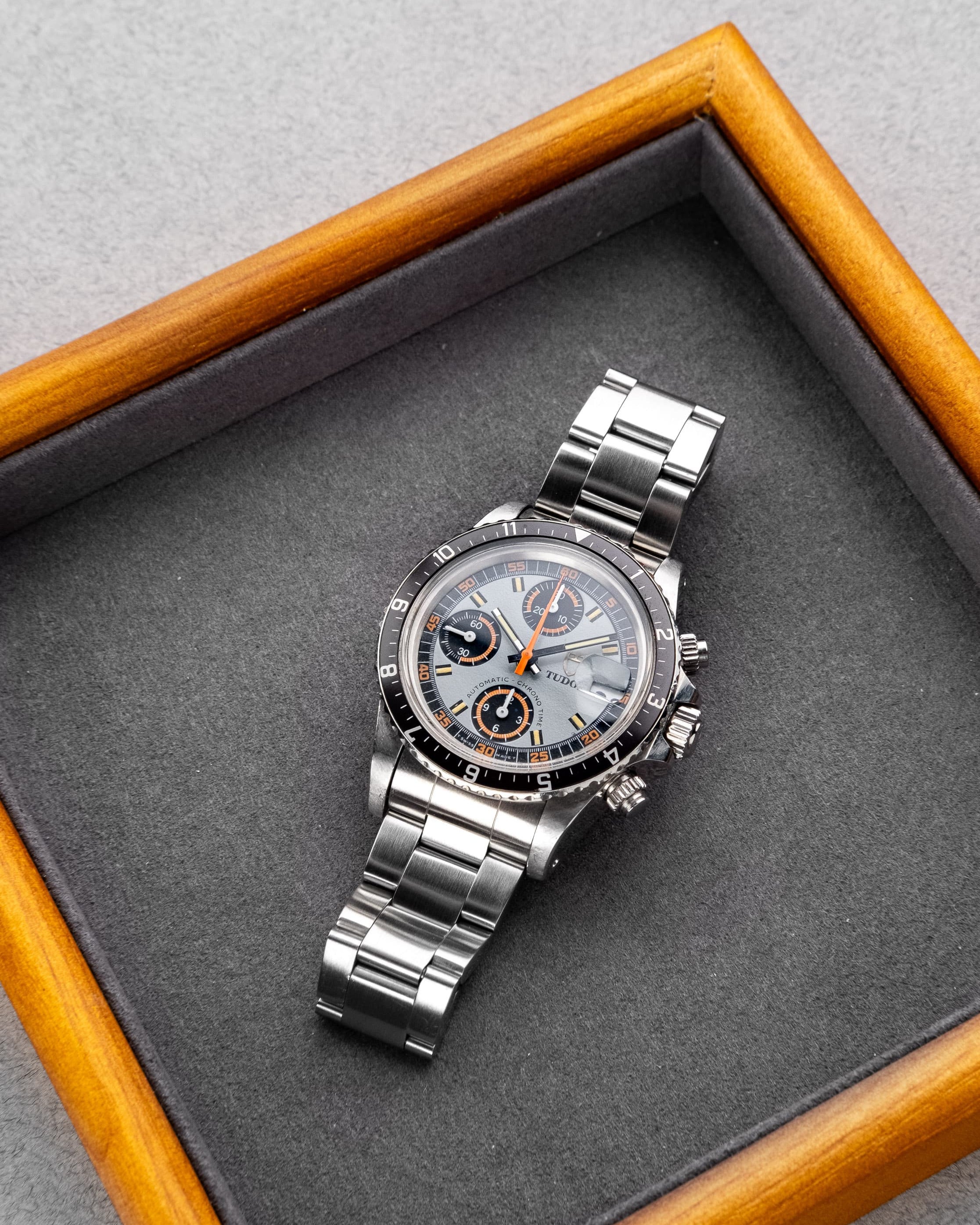 VPY2 Rare Tudor 94210 « Big Block Monte-Carlo » de 1988 – Jamais polie ! - Lifestyle