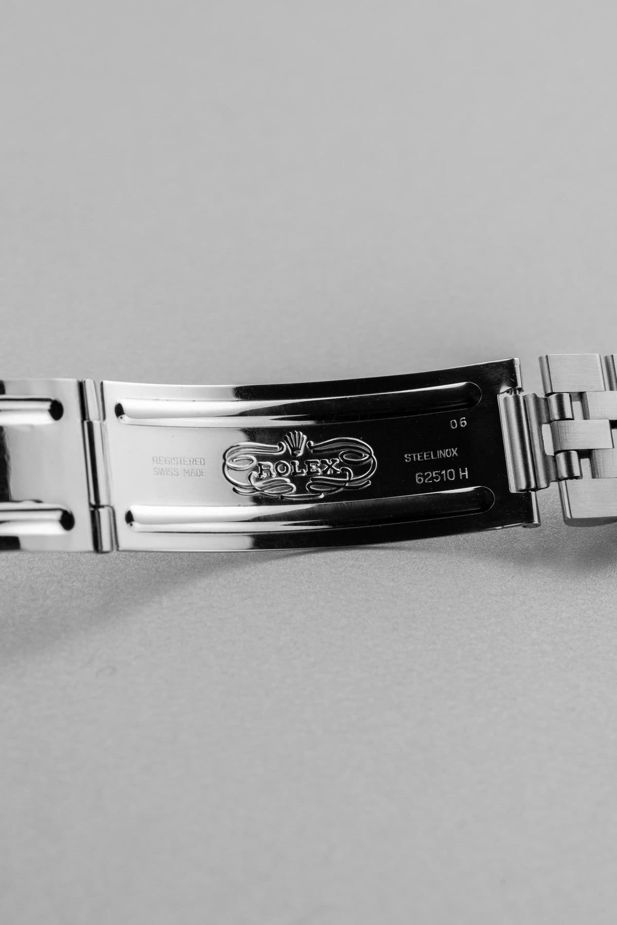 VSUY 1990 Rolex Datejust Ref. 16200 in Steel – Blue Dial + Original Warranty - Buckle Inside