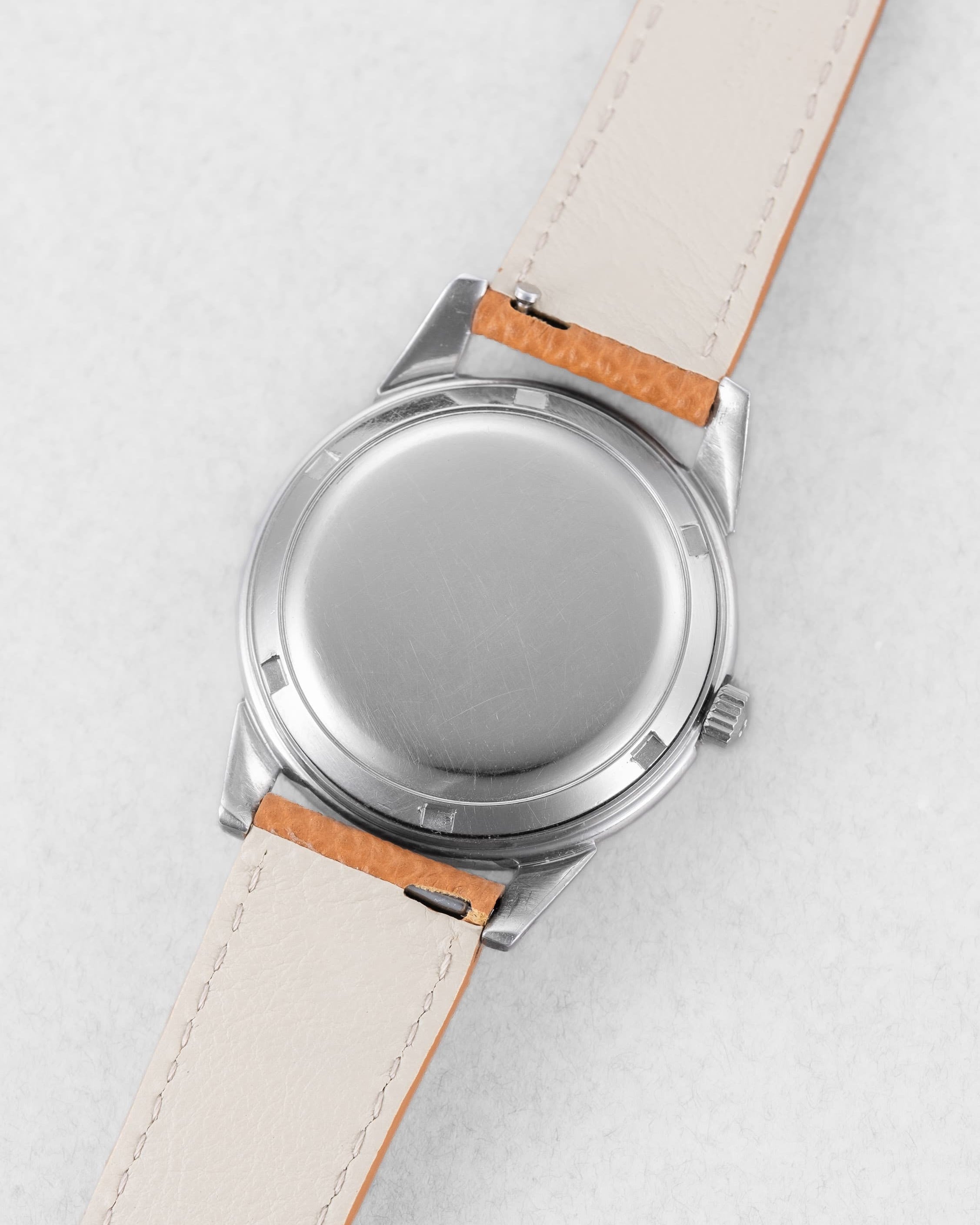 VUNG Superbe Omega Seamaster Calendar réf. 2627-5 SC de 1ère génération, produite en 1952 - Back