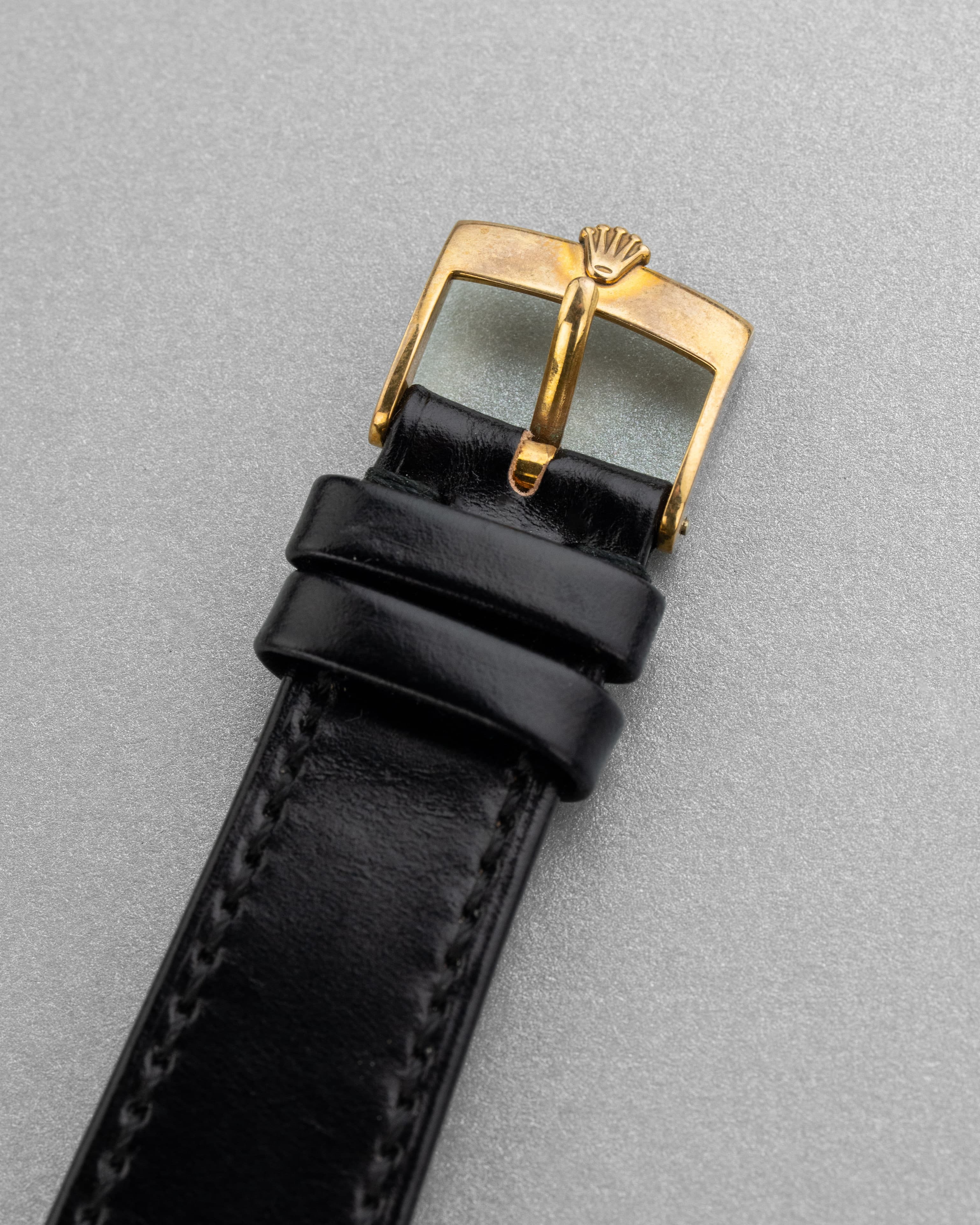WJ8H Superba Rolex Datejust ref. 16018 in oro giallo del 1983 – Quadrante Onyx «SWISS Only» - Fibbia esterno