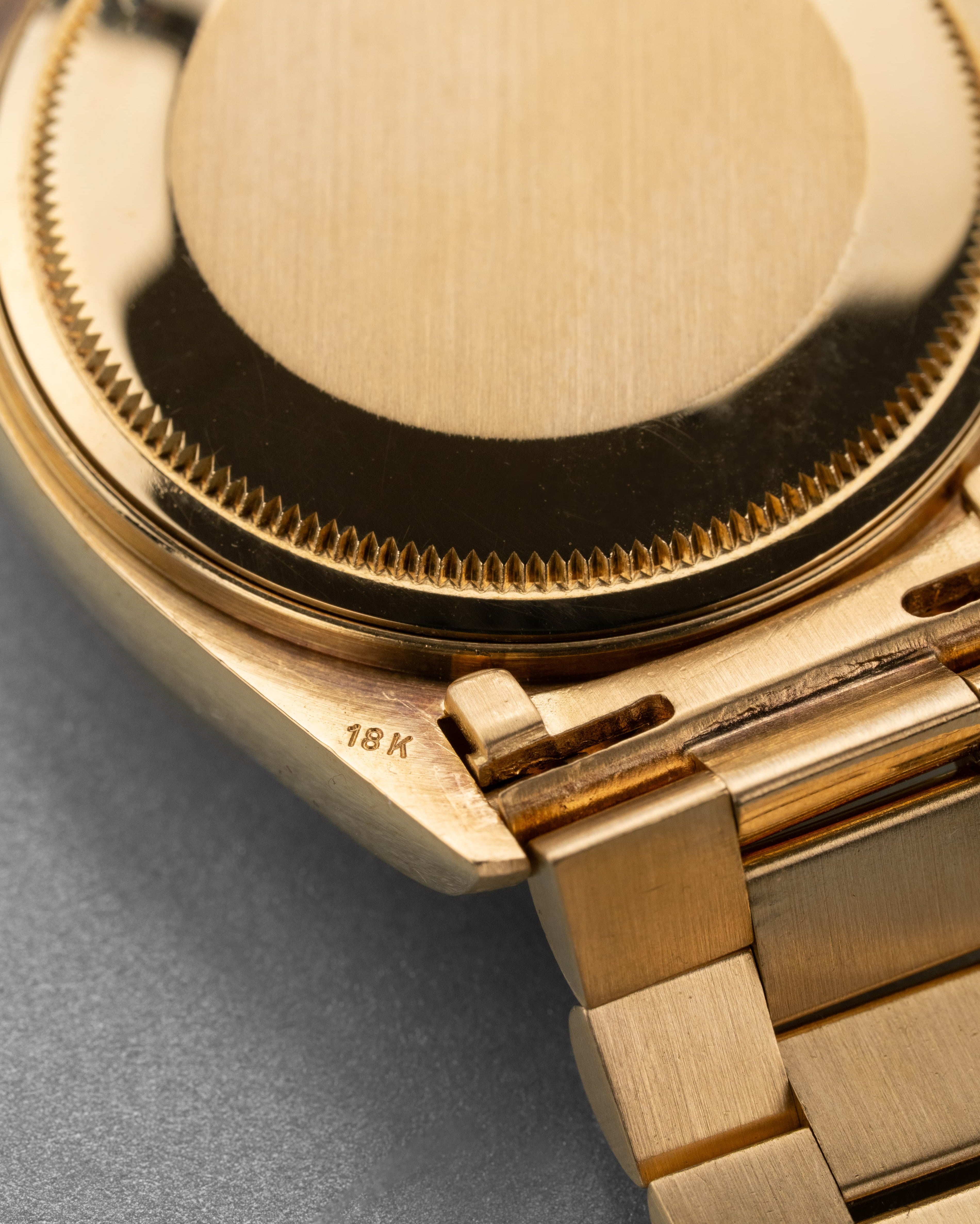 WJ8H Superba Rolex Datejust ref. 16018 in oro giallo del 1983 – Quadrante Onyx «SWISS Only» - Punzone