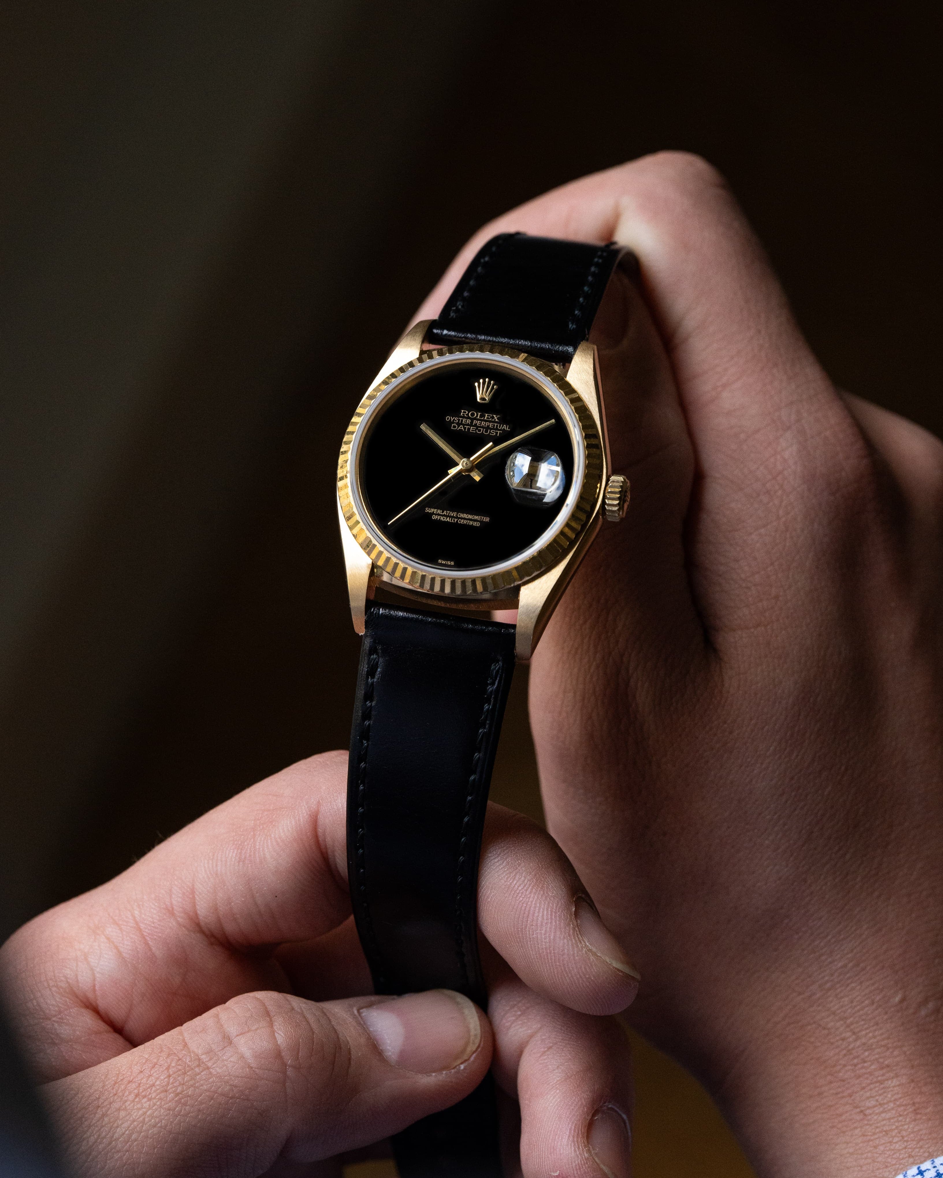 WJ8H Superba Rolex Datejust ref. 16018 in oro giallo del 1983 – Quadrante Onyx «SWISS Only» - Lifestyle