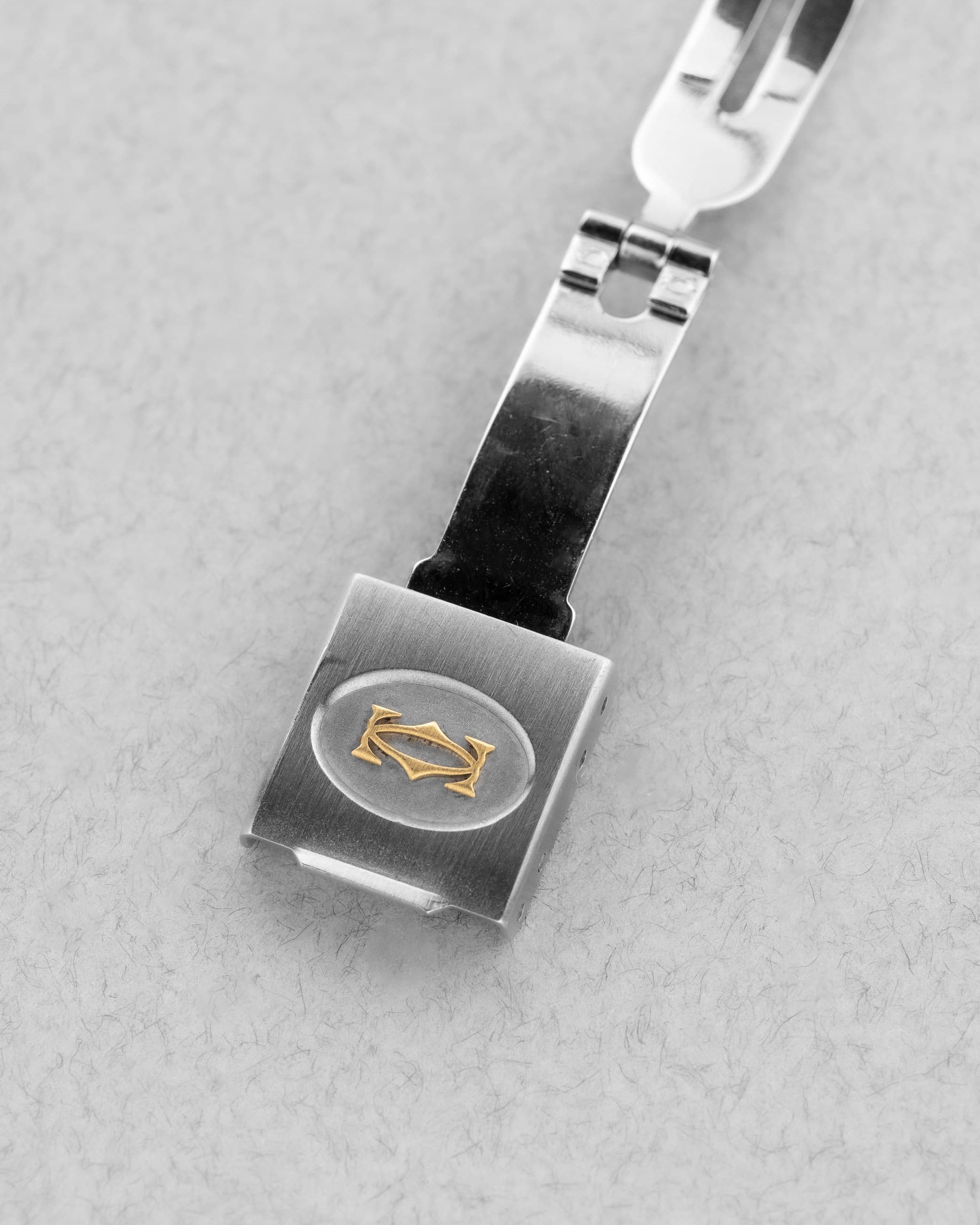 WXKV Cartier Santos Carrée réf. 2961 en acier et or jaune, circa 1985 - Buckle Outside