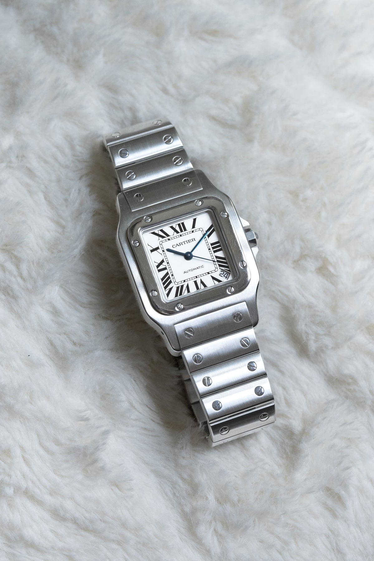 WXQP Cartier Santos Galbée XL réf. 2823 en acier de 2017 – Full Set - Lifestyle