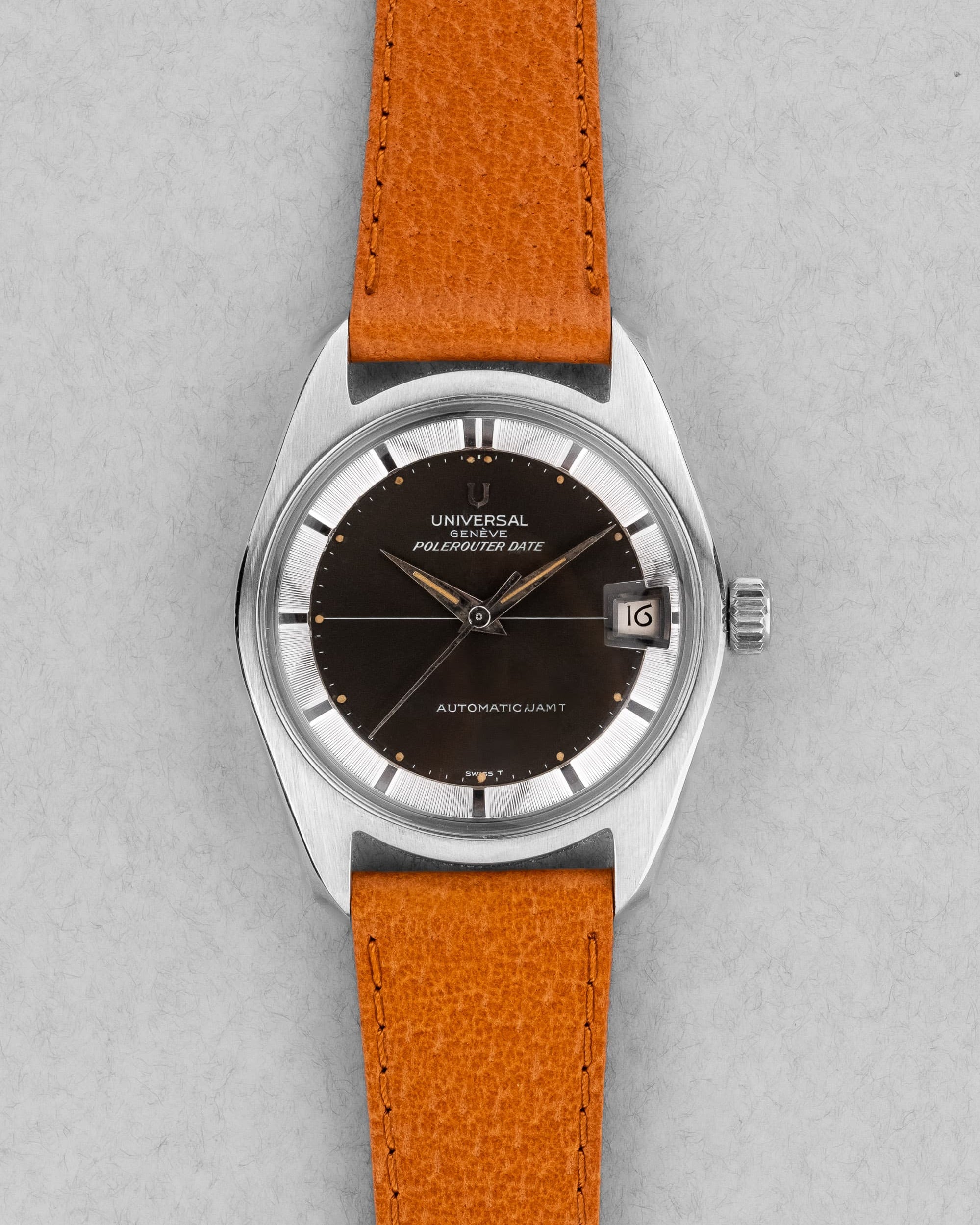 WYC6 Superbe Universal Genève Polerouter Date Micro-Rotor réf. 869113/04 de 196 - Front