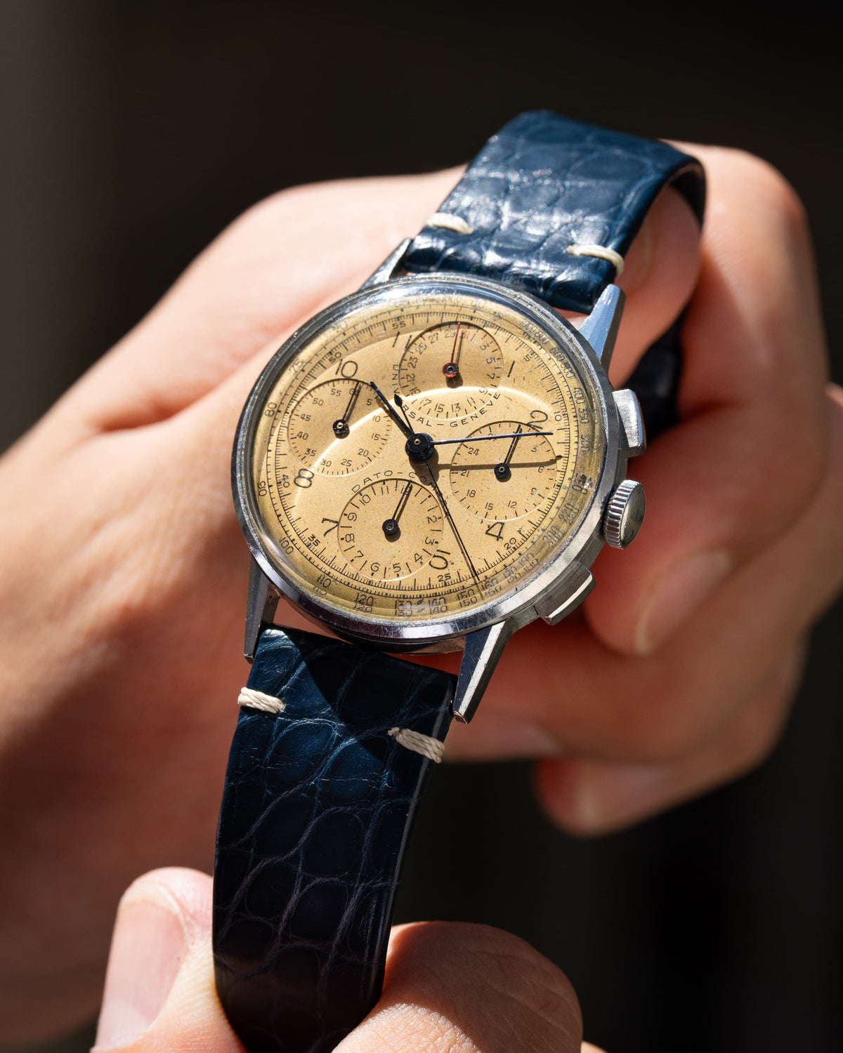 WZYF Rare chronographe Universal Genève Dato-Compax réf. 22530 « Jumbo » en acier, circa 1942 – Jamais poli - Lifestyle