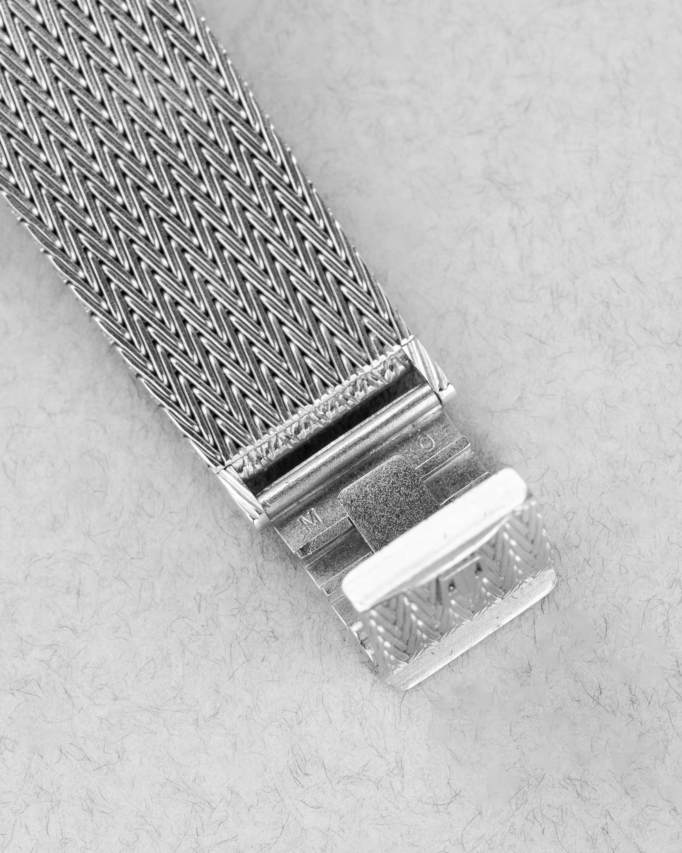 X47E Exceptionnelle Audemars Piguet Fleurs Bleues en or blanc et diamants, probablement unique, Automatique Cal. 2121 - Buckle Inside