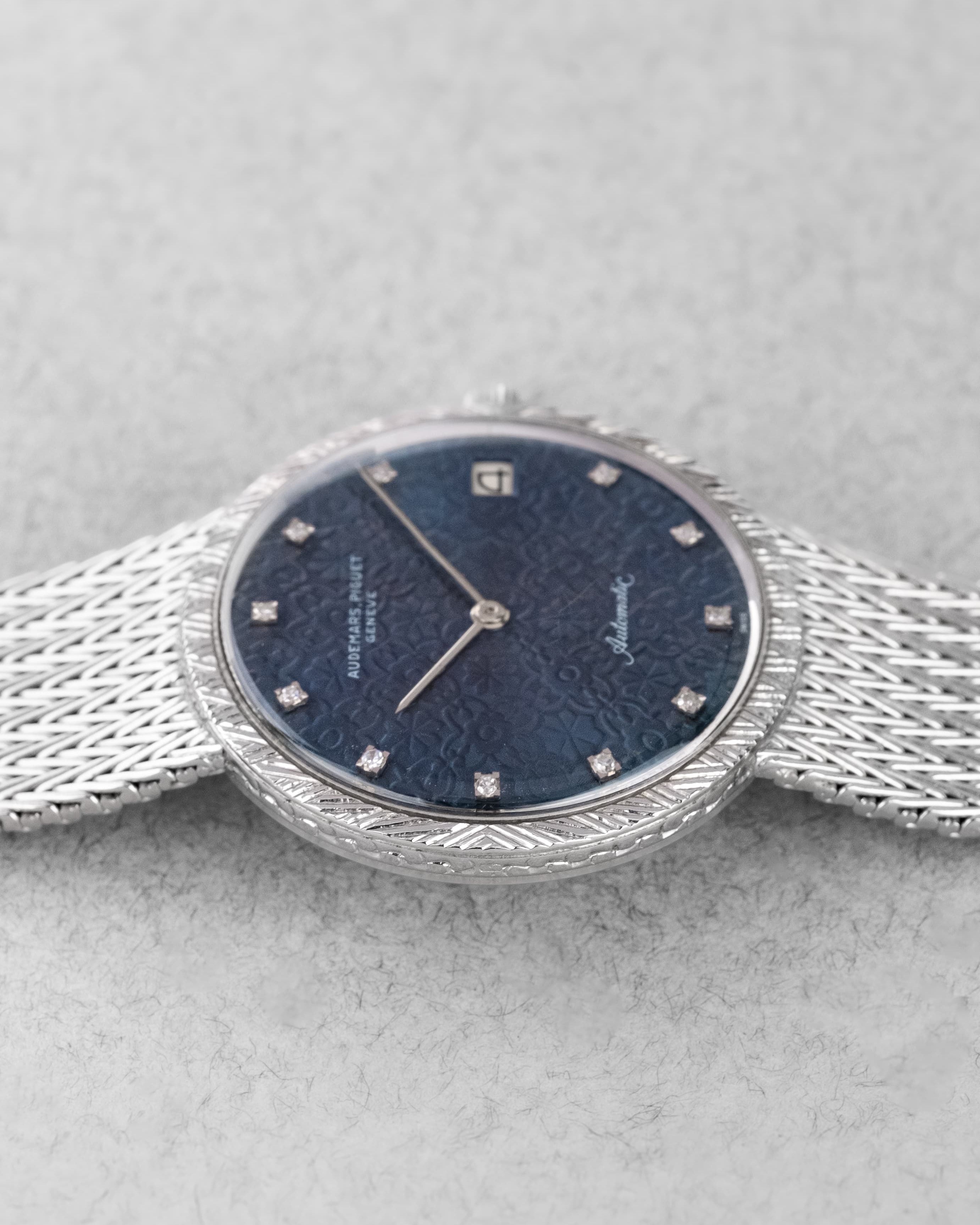 X47E Exceptionnelle Audemars Piguet Fleurs Bleues en or blanc et diamants, probablement unique, Automatique Cal. 2121 - Left side