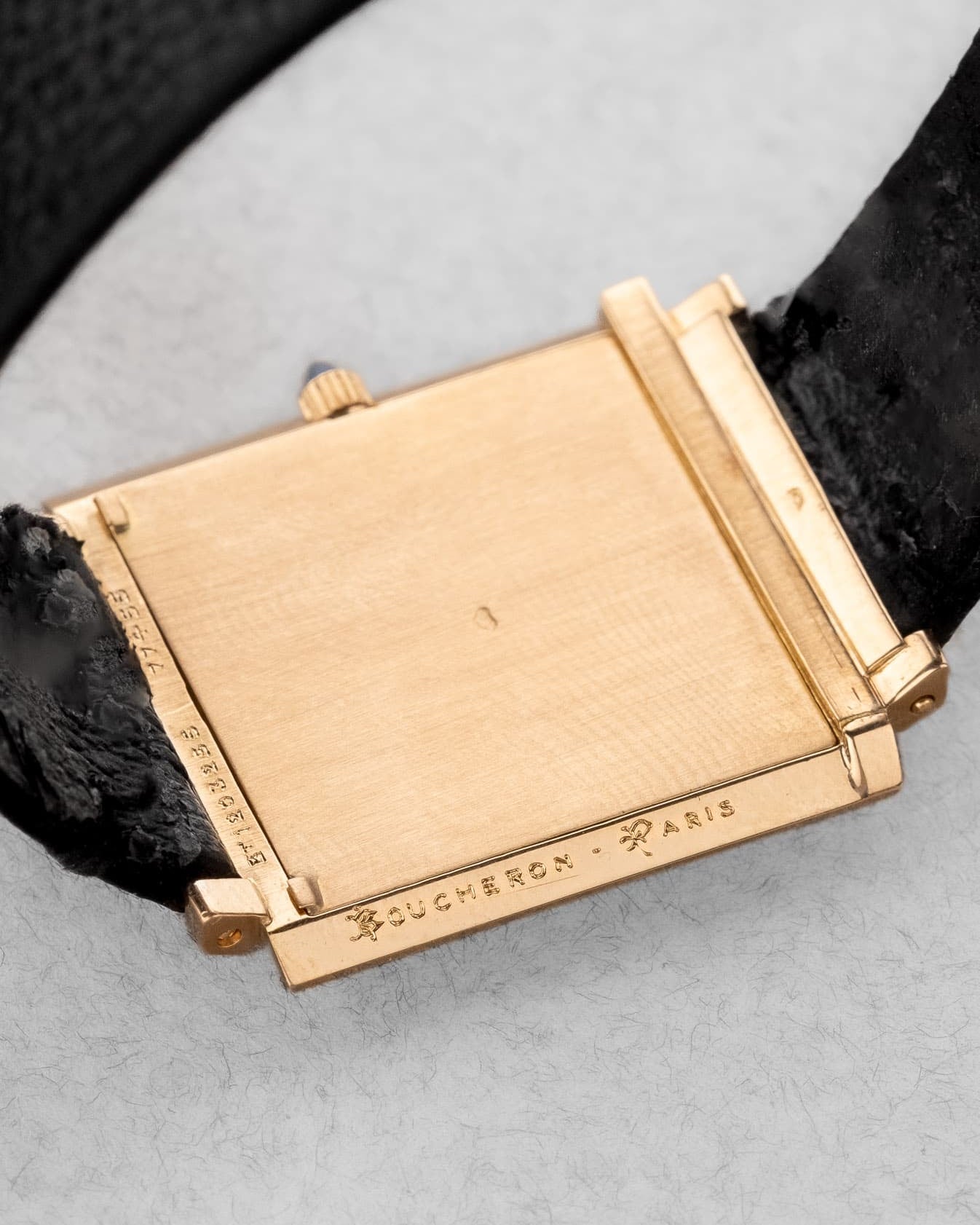 XRWV Élégante Boucheron Carrée Extra-Plate Grande Taille, calibre F. Piguet 21, circa 1960 - Back