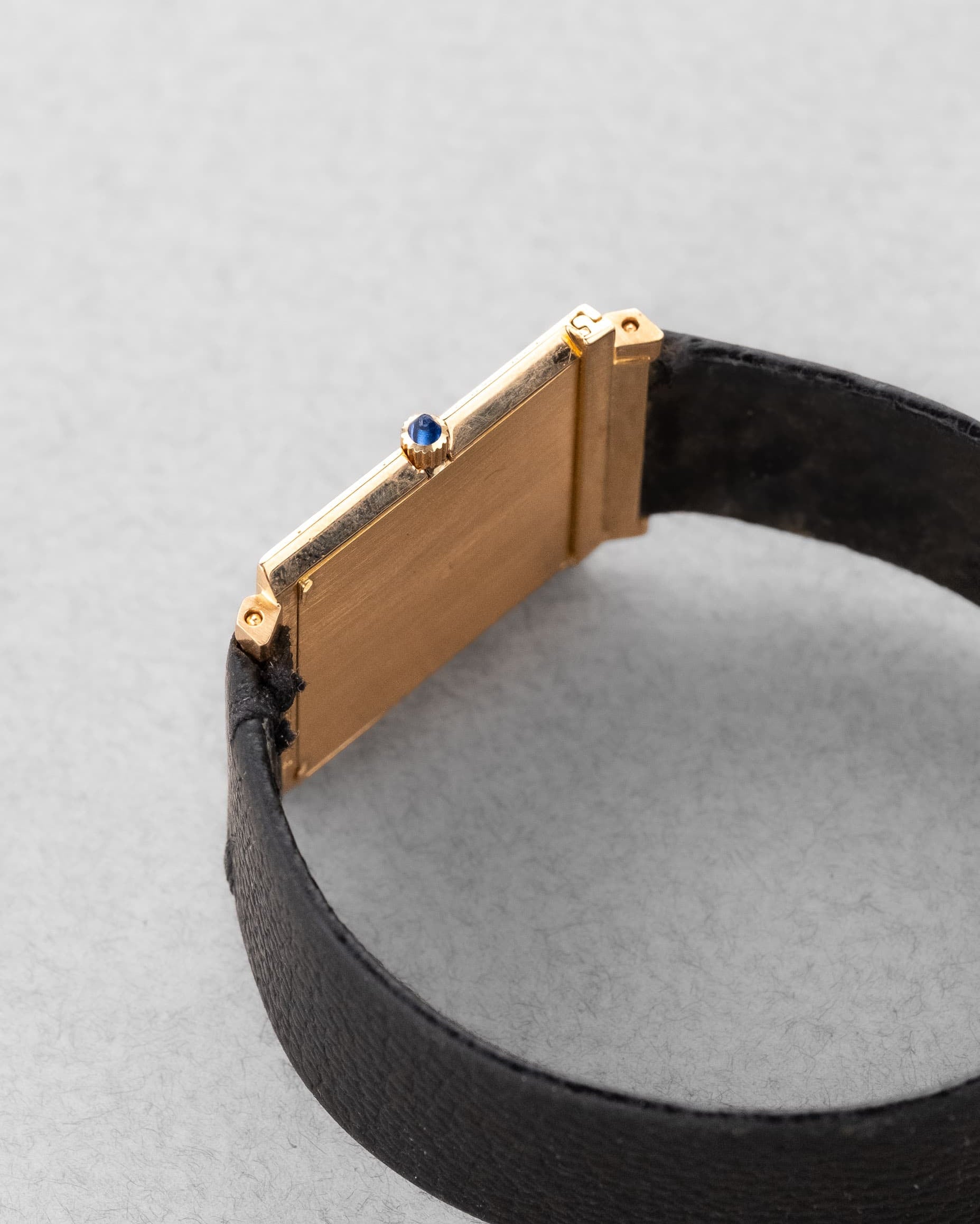 XRWV Élégante Boucheron Carrée Extra-Plate Grande Taille, calibre F. Piguet 21, circa 1960 - Right side