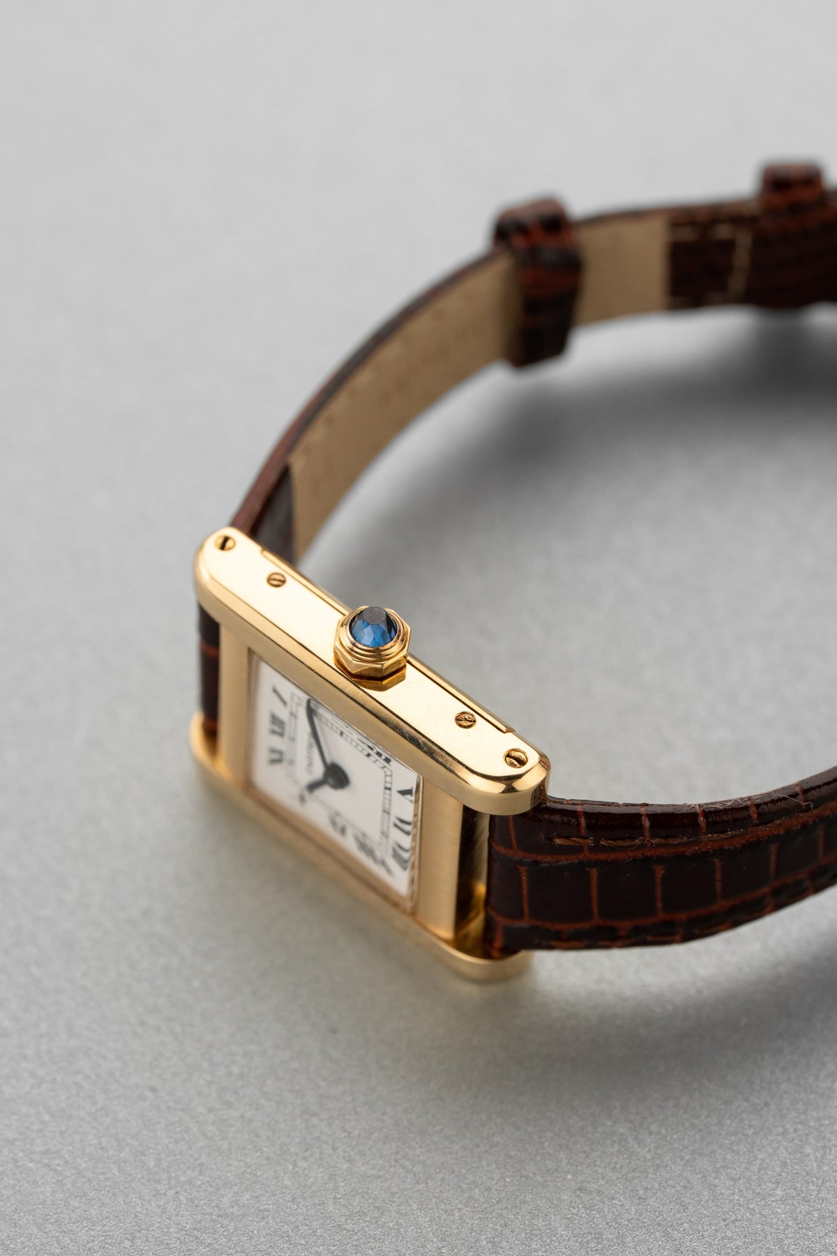 Y2PF Cartier Tank Normale Ref. 78093 in Yellow Gold, circa 1975 – “PARIS” Dial - Right side