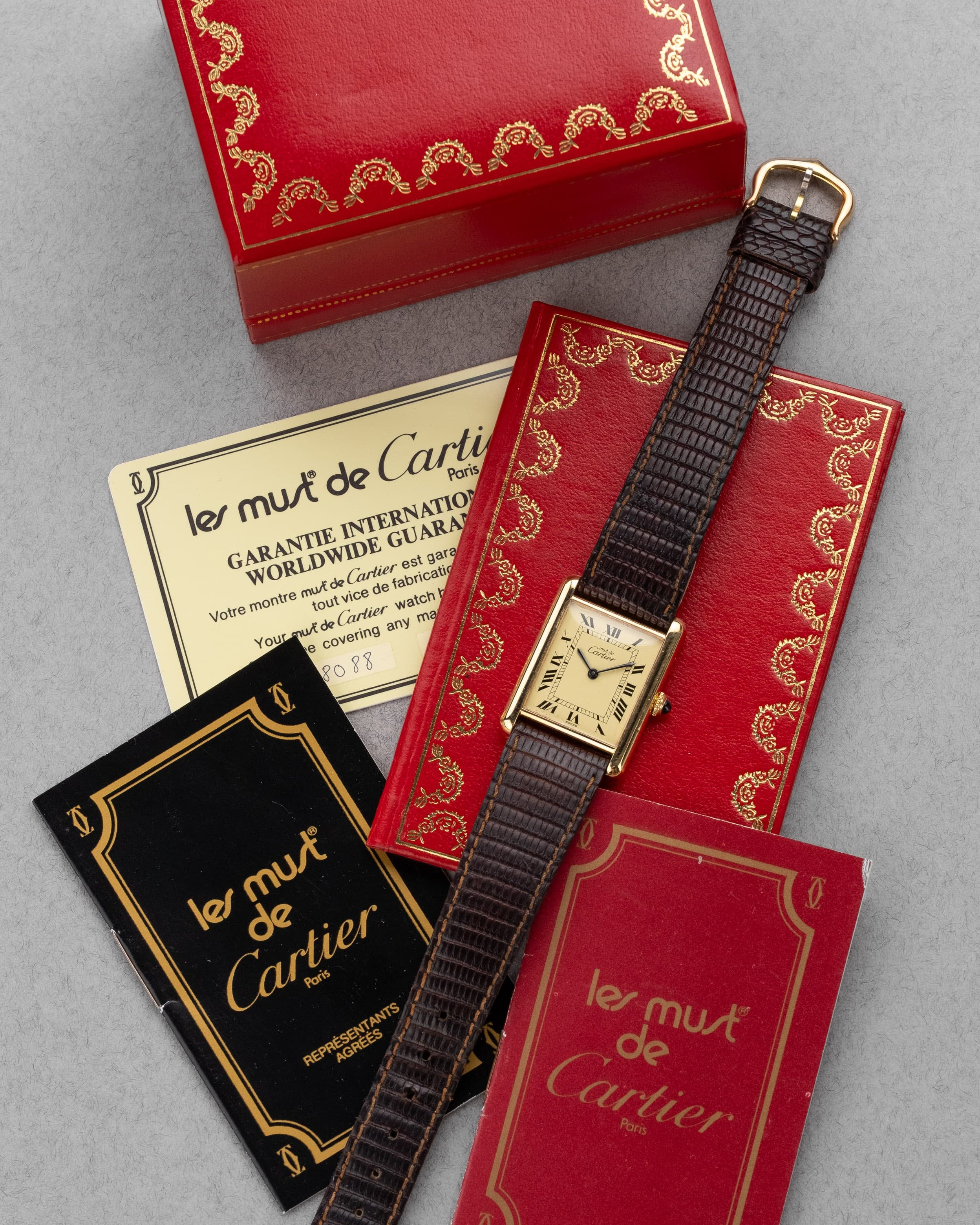 Y9YP Cartier Tank Must MécaniqueGrande Taille « Cream/Ivory Roman » – Full Set - Set