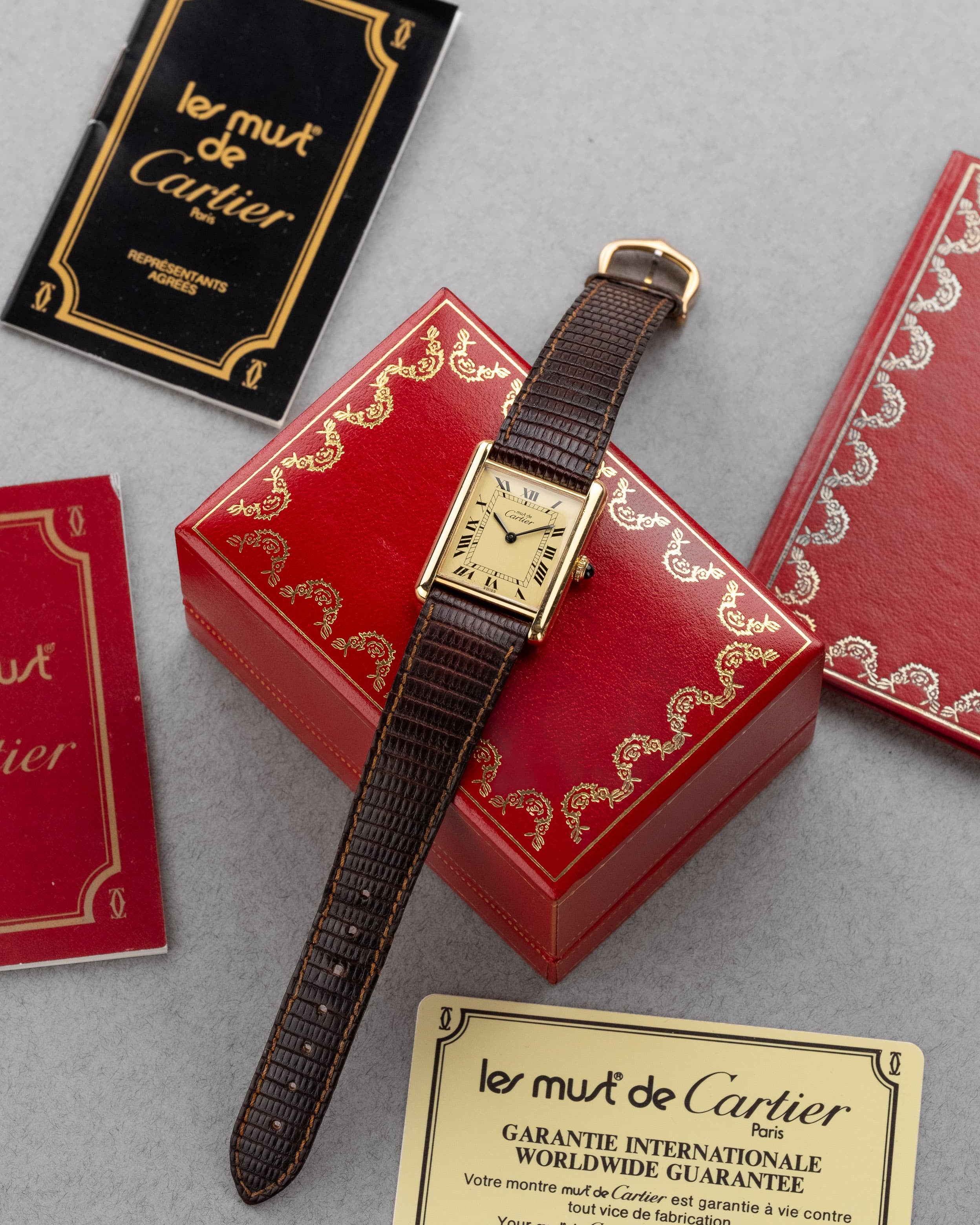 Y9YP Cartier Tank Must MécaniqueGrande Taille « Cream/Ivory Roman » – Full Set - Set