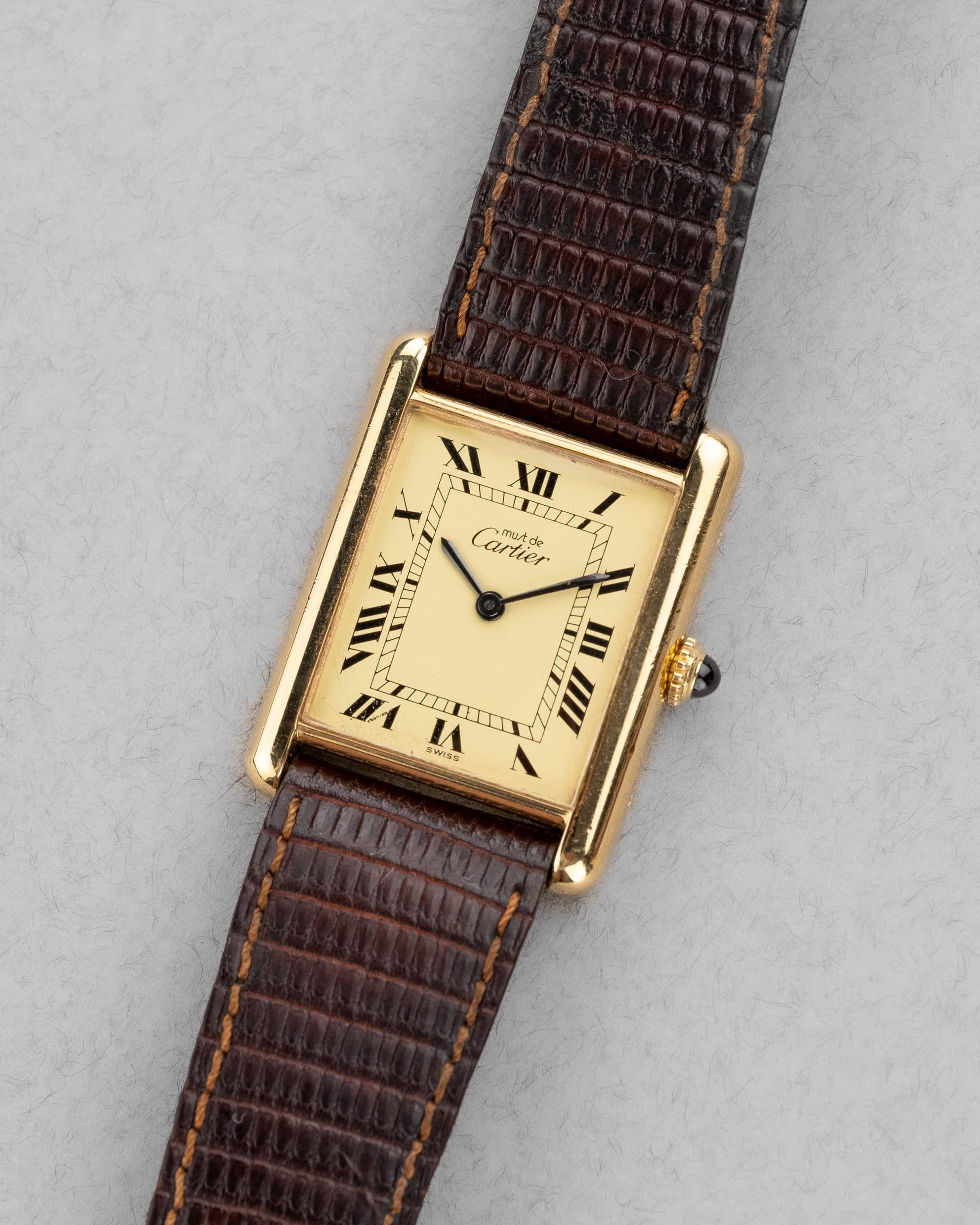 Y9YP Cartier Tank Must MécaniqueGrande Taille « Cream/Ivory Roman » – Full Set - Three Quarters