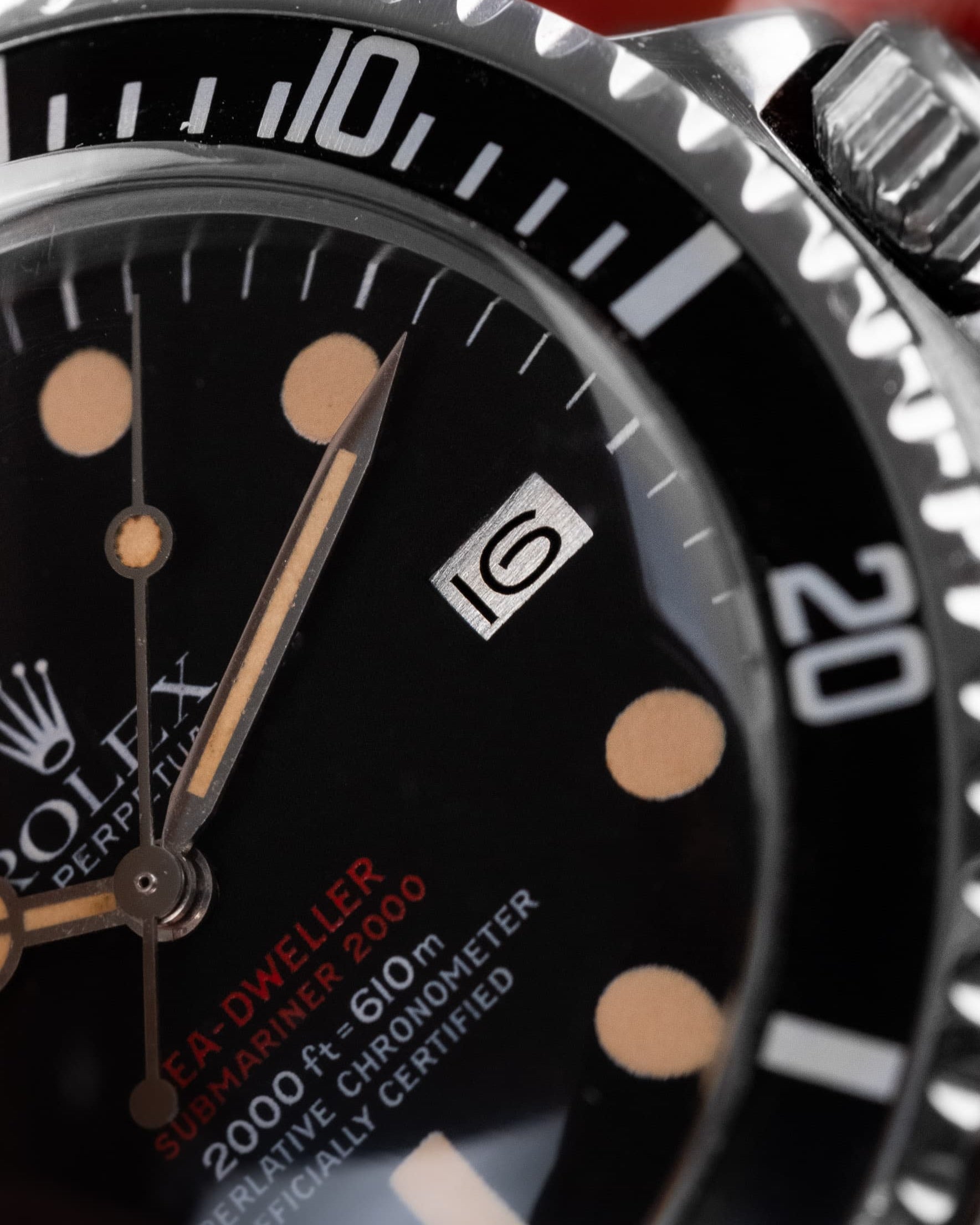 YAFC Superbe Rolex Sea-Dweller réf. 1665 « Double Rouge » Mark IV de 1975 - Dial