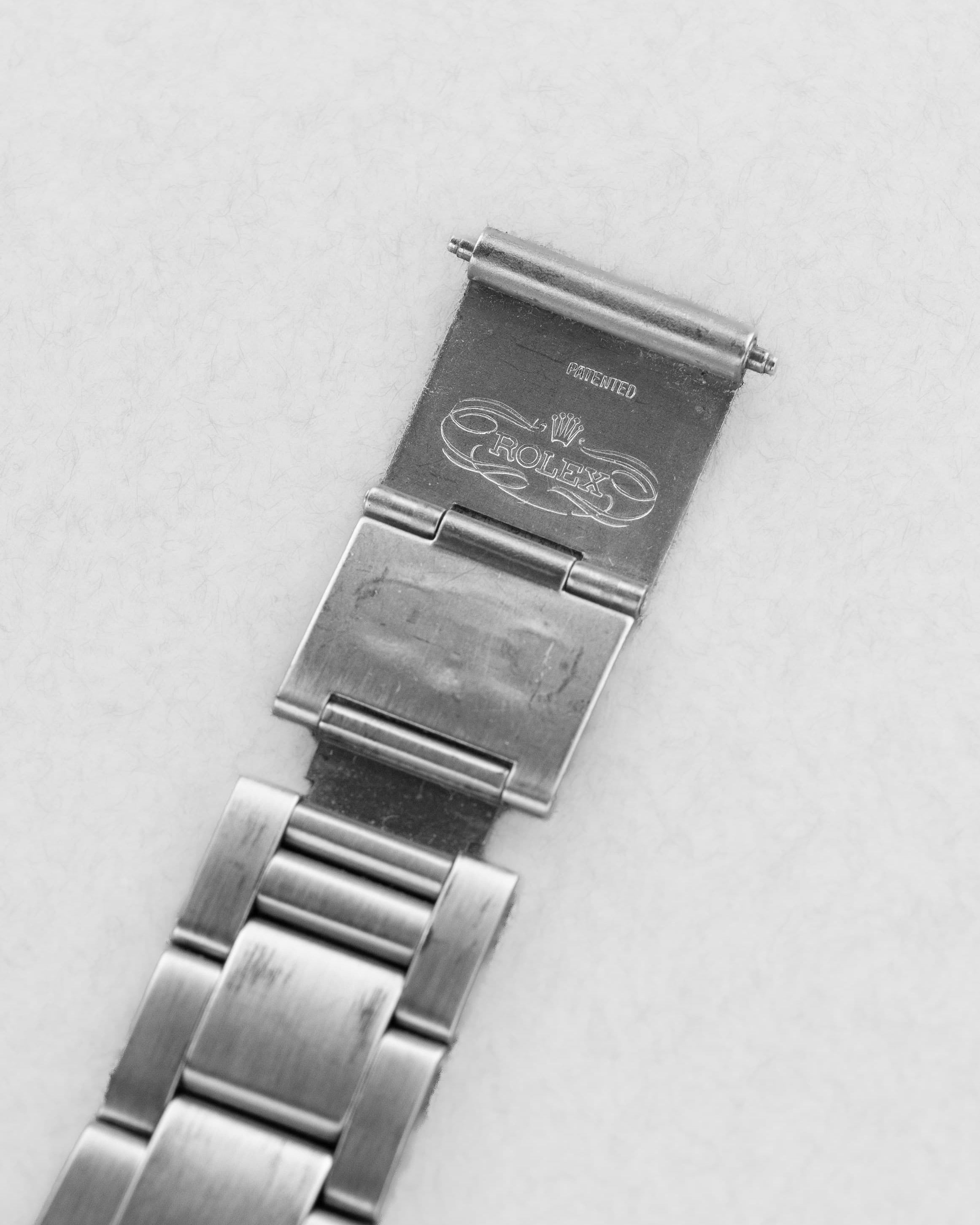 YAFC Superbe Rolex Sea-Dweller réf. 1665 « Double Rouge » Mark IV de 1975 - Feature