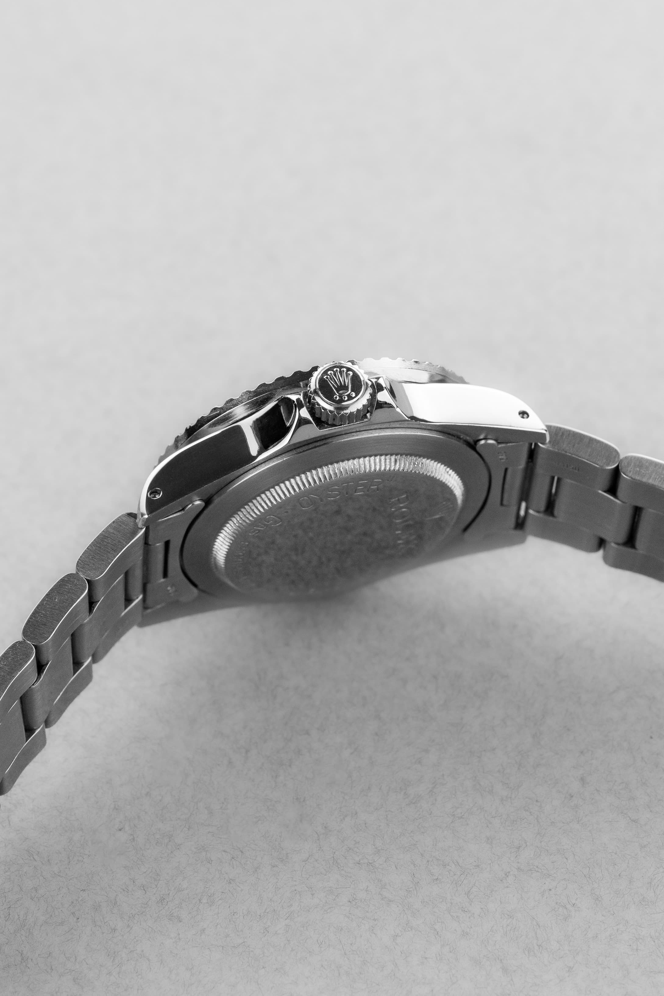 YAFC Superbe Rolex Sea-Dweller réf. 1665 « Double Rouge » Mark IV de 1975 - Right side