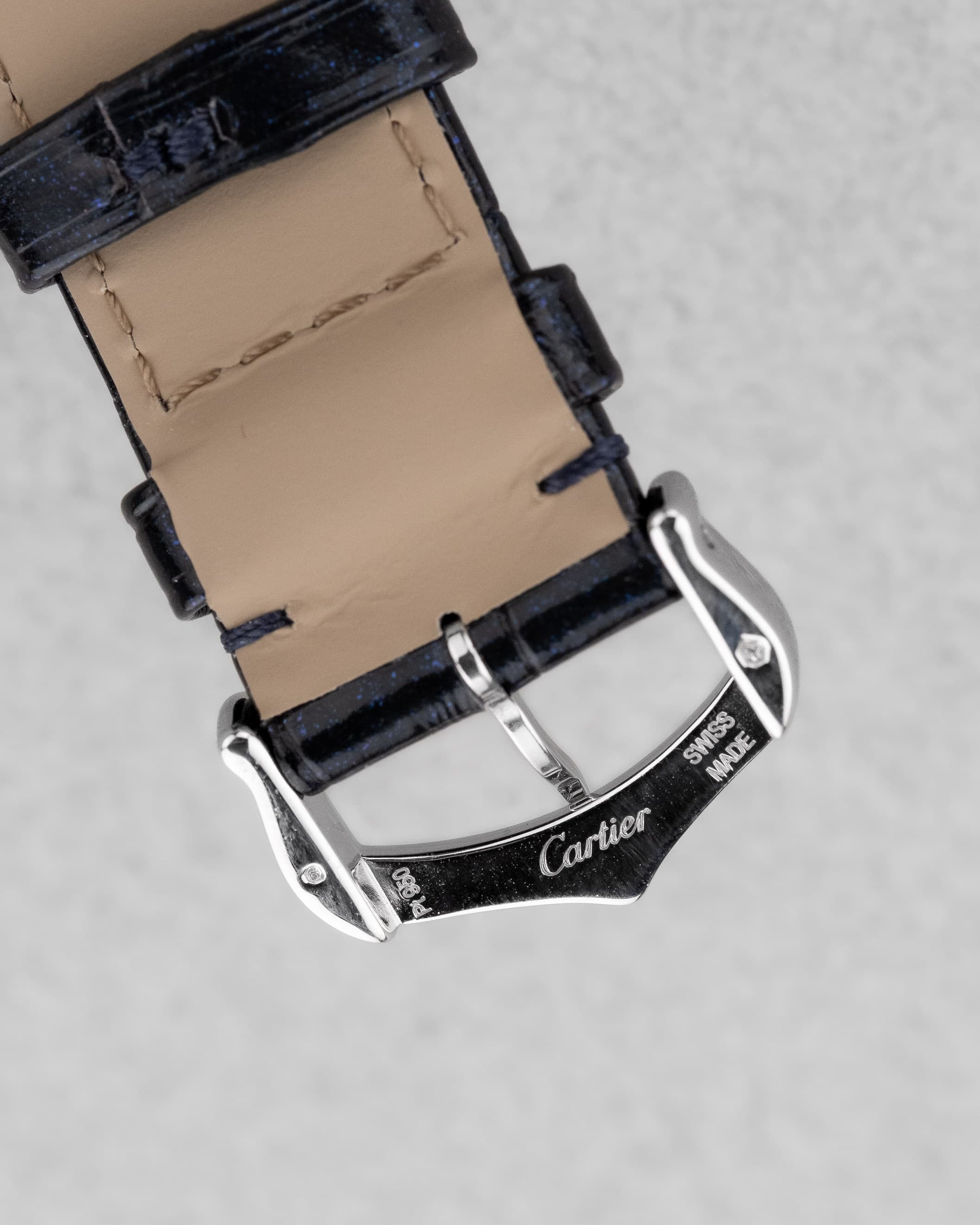 YSVF Cartier Santos-Dumont en Platine et Aventurine bleue, Édition limitée « La Baladeuse », neuve de 2025 - Buckle Inside