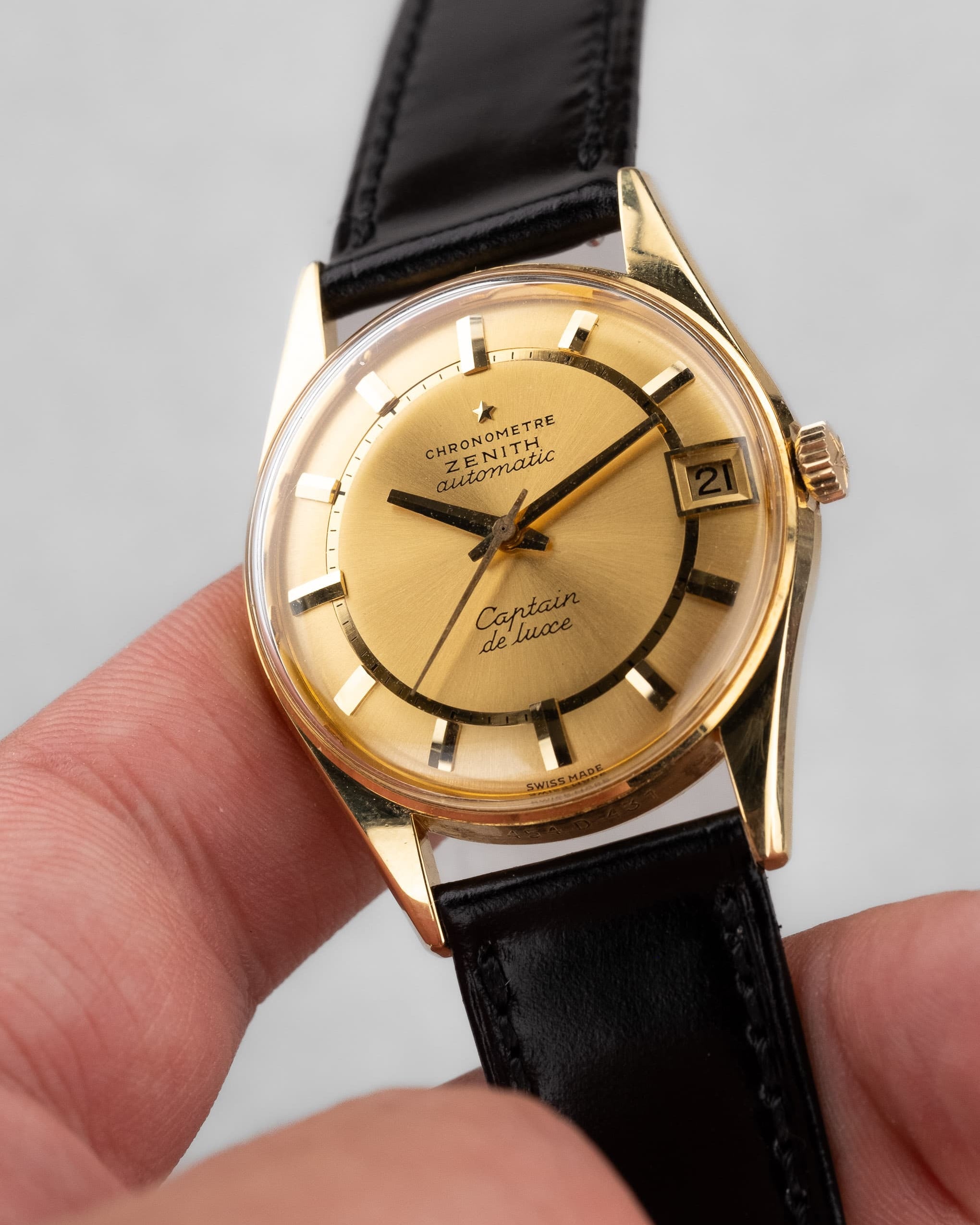 Z3DV Zenith Captain De Luxe Chronomètre Automatic en or jaune de 1970 - Lifestyle