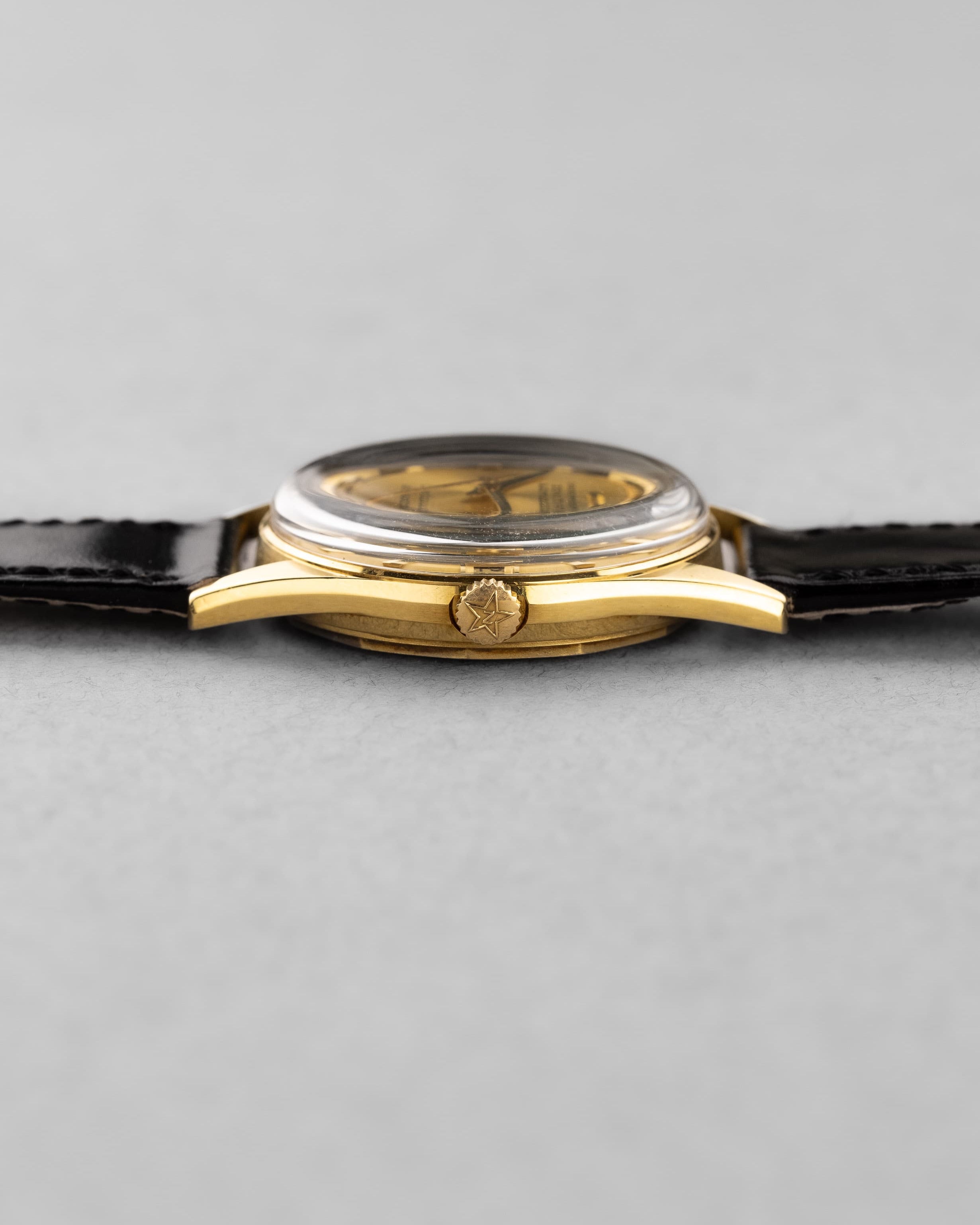 Z3DV Zenith Captain De Luxe Chronomètre Automatic en or jaune de 1970 - Right side