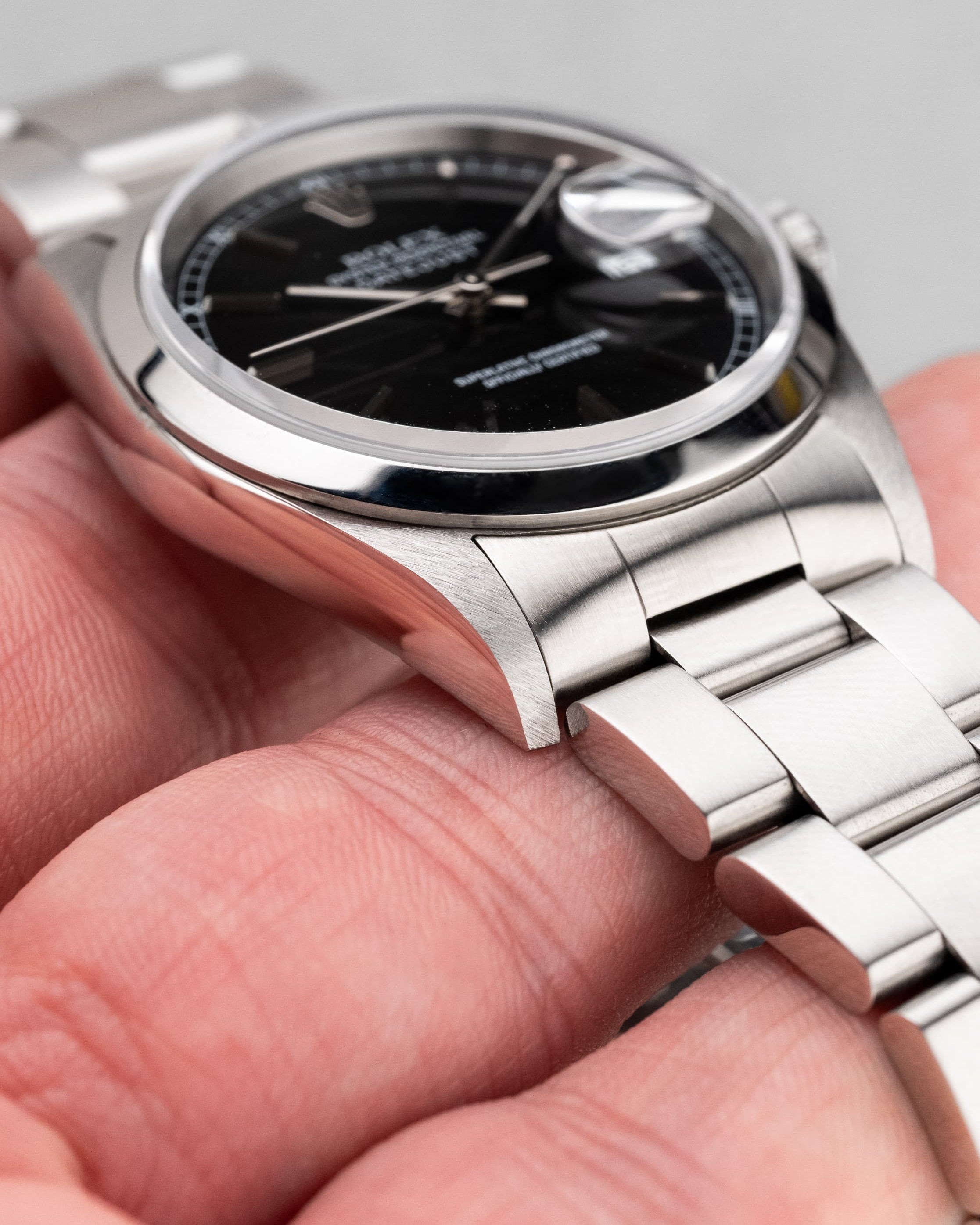 ZXSC Rolex Datejust 16200 Noire de 2002 - Feature