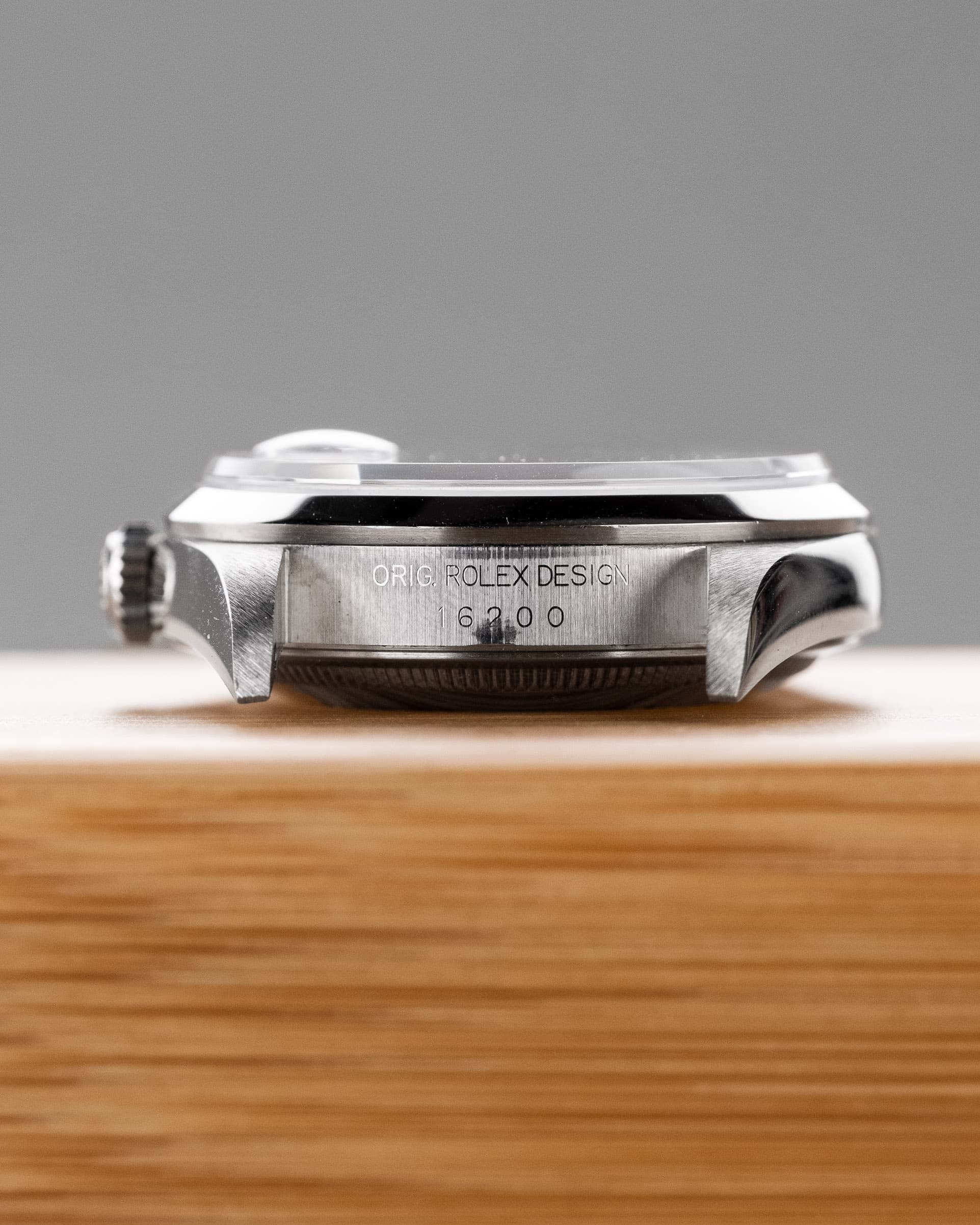 ZXSC Rolex Datejust 16200 Noire de 2002 - Lugs - Reference