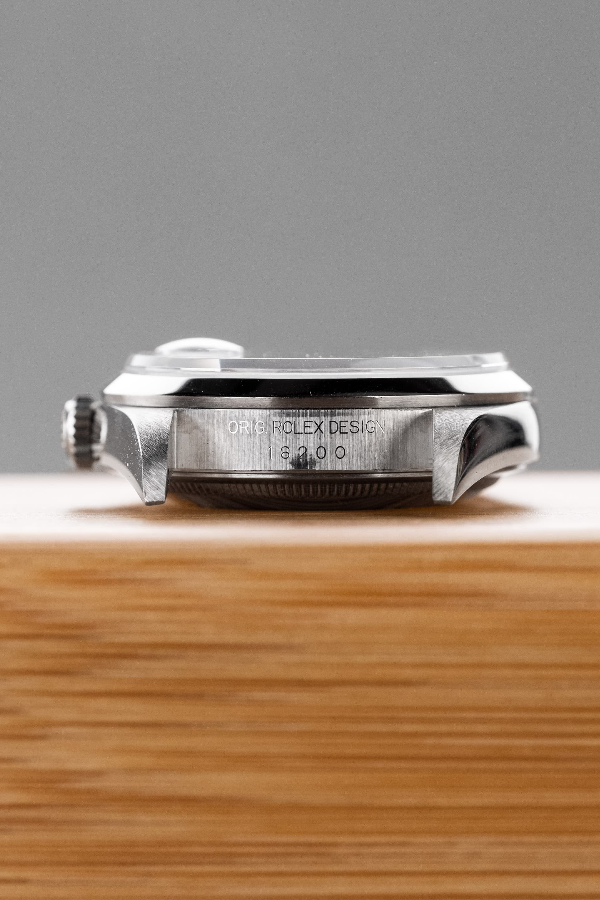 ZXSC Rolex Datejust 16200 Noire de 2002 - Lugs - Reference