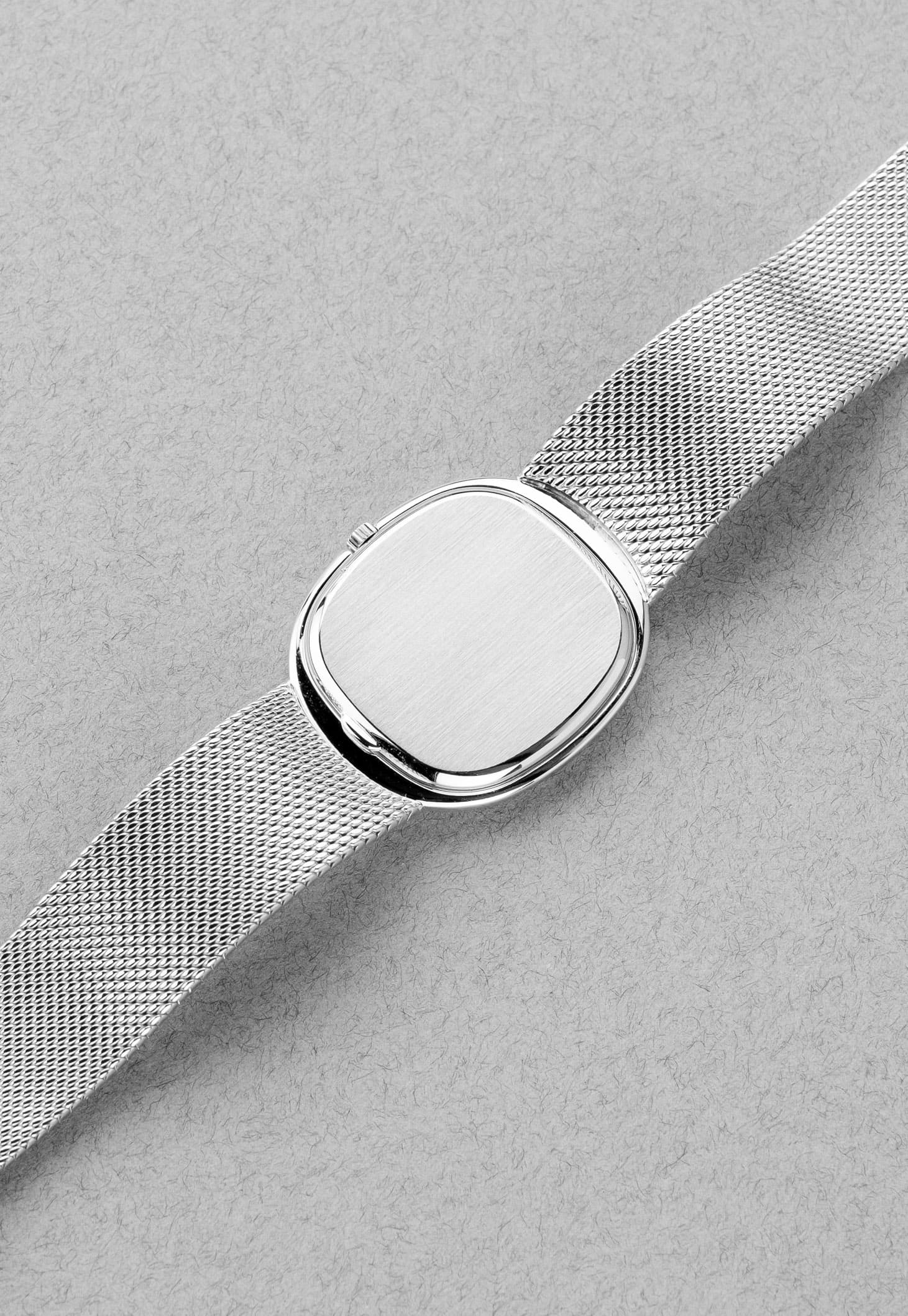 ZY8M Exceptionnelle Patek Philippe Ellipse d'Or 3634 en or blanc - Back