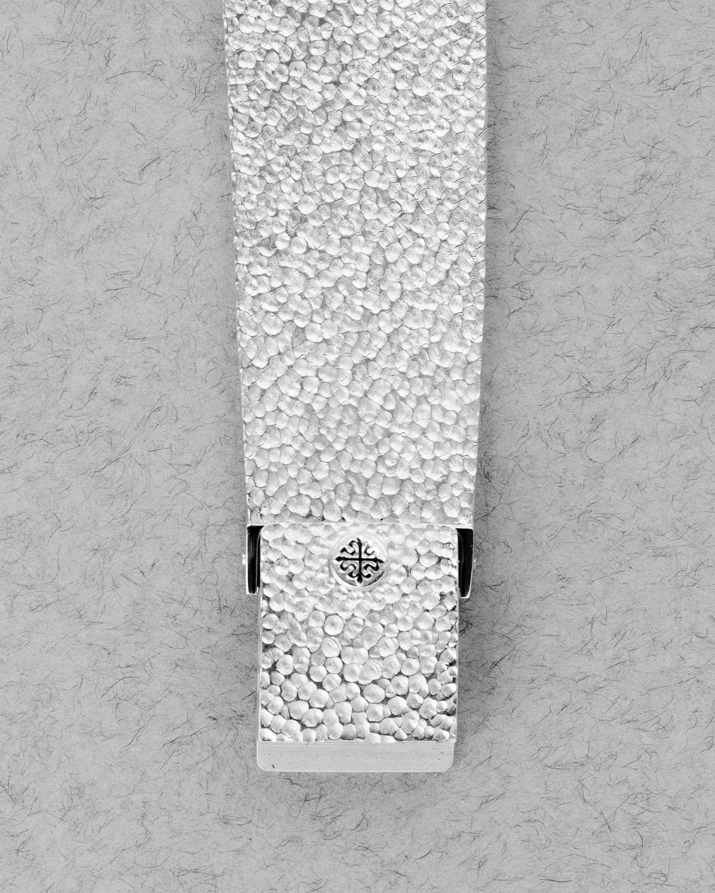 ZY8M Exceptionnelle Patek Philippe Ellipse d'Or 3634 en or blanc - Buckle Outside